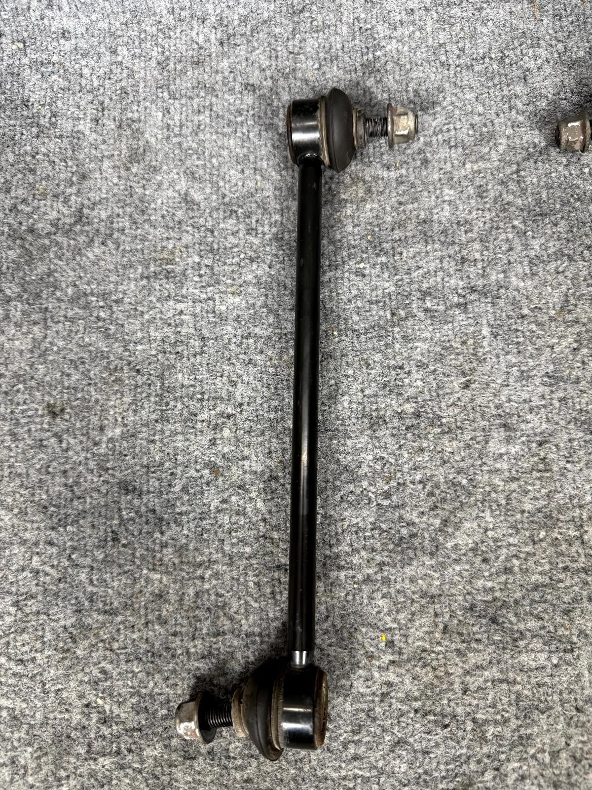 ♦️2016 - 2020 Tesla Model X Front Left & Right Sway Bar Links OEM, 1027391-00-B