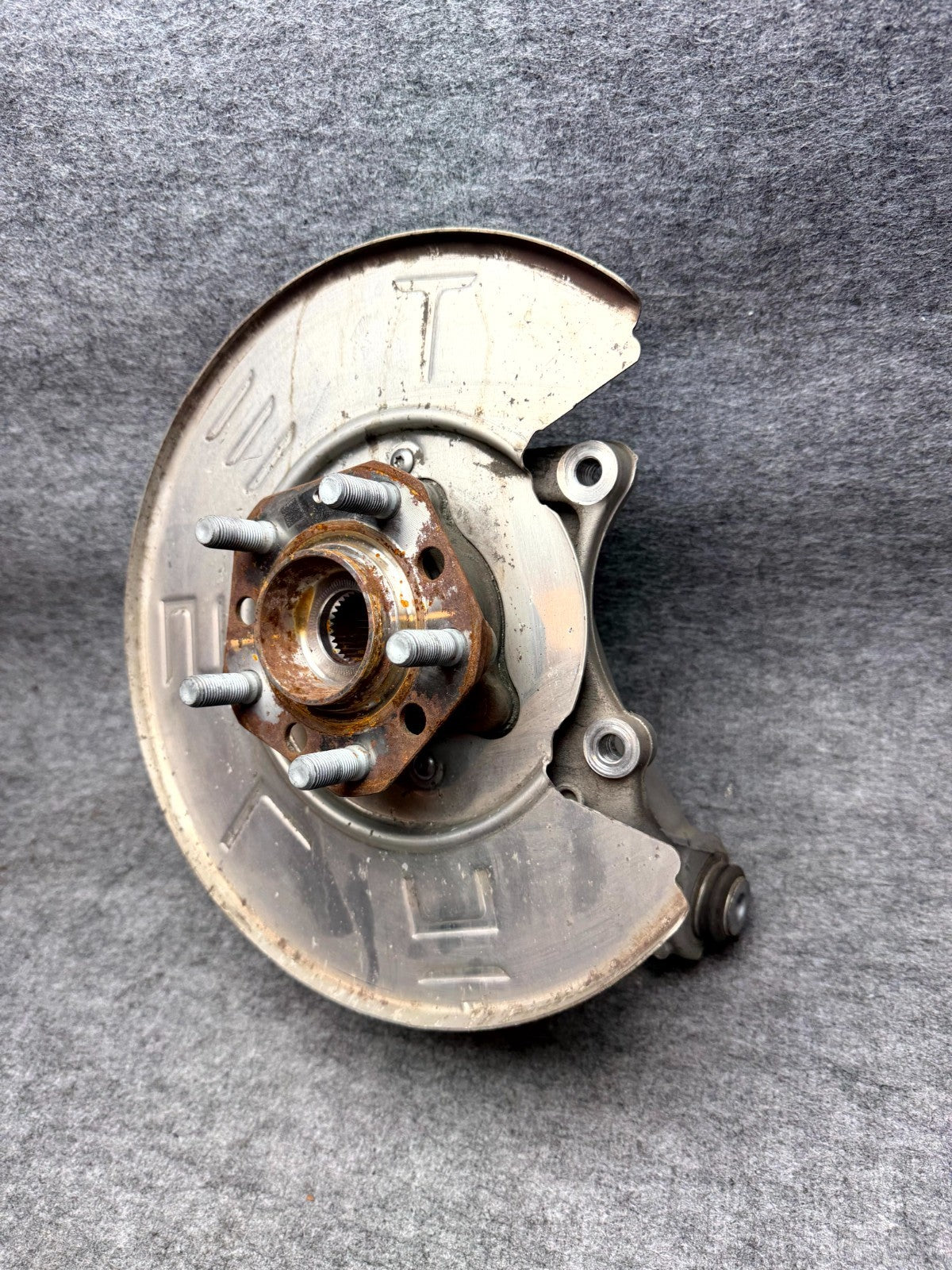 ♦️17–23 TESLA MODEL 3 REAR LEFT OR RIGHT WHEEL BEARING AND HUB OEM, 1044123-00-A