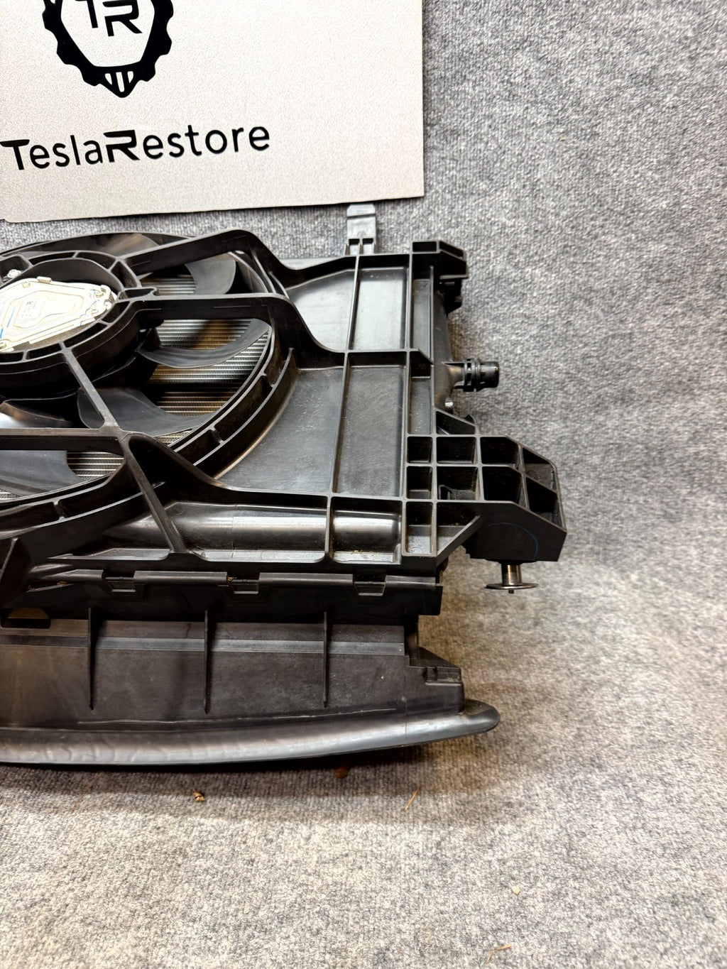 2017-2023 TESLA MODEL 3 RADIATOR CORE SUPPORT BLOWER ASSEMBLY OEM, 1494159-00-C