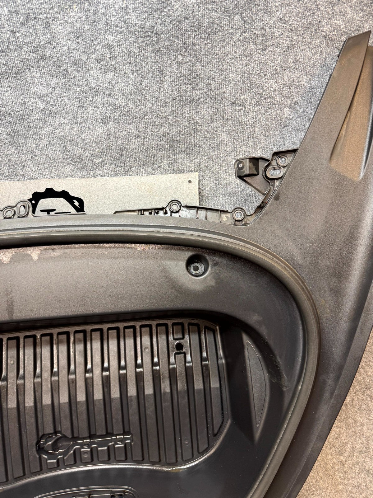 2020 - 2023 TESLA MODEL 3 FRUNK TRAY STORAGE BOX COMPARTMENT OEM, 1526739-00-B