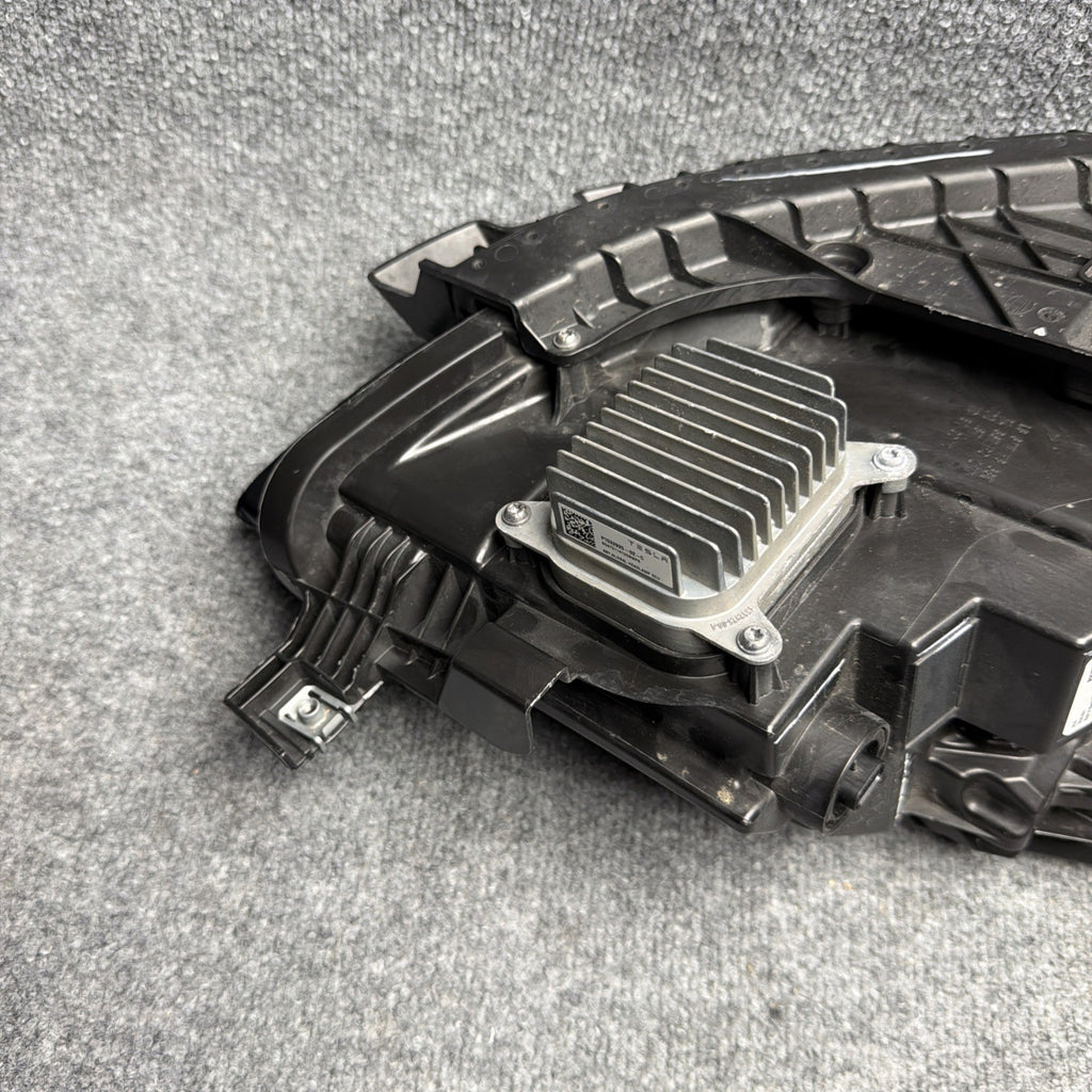 2021-2023 TESLA MODEL 3 MODEL Y HEADLIGHT MATRIX DRIVER SIDE 1514952-00-C OEM