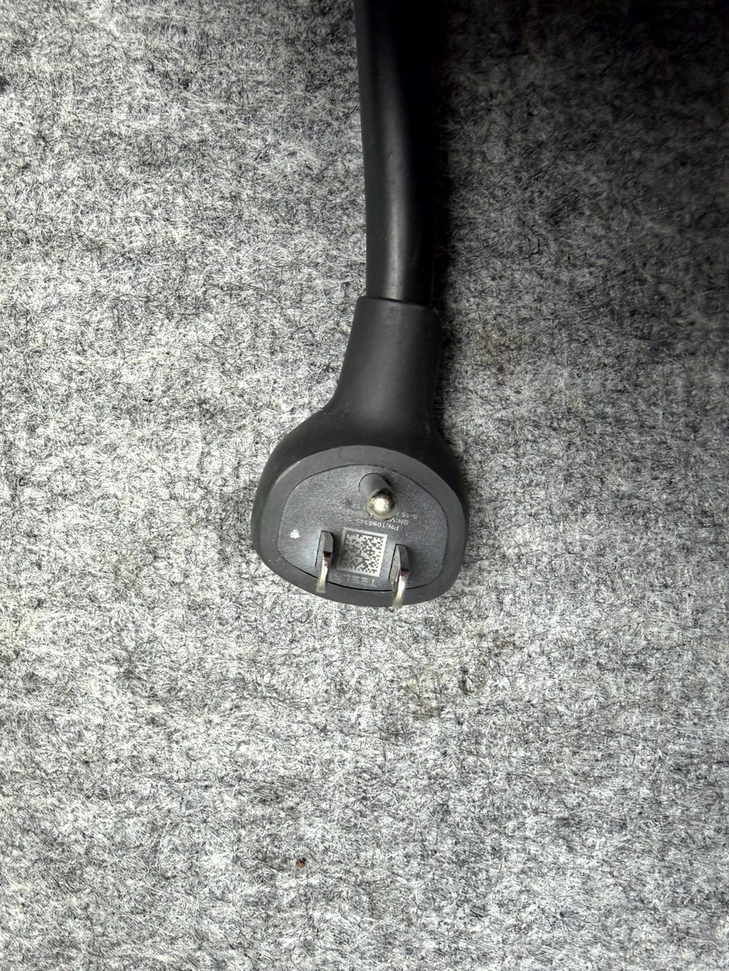 ♦️TESLA MODEL 3 Y NEMA 5-15 ADAPTER GEN 2 MOBILE CONNECTOR OEM, 1099345-10-C