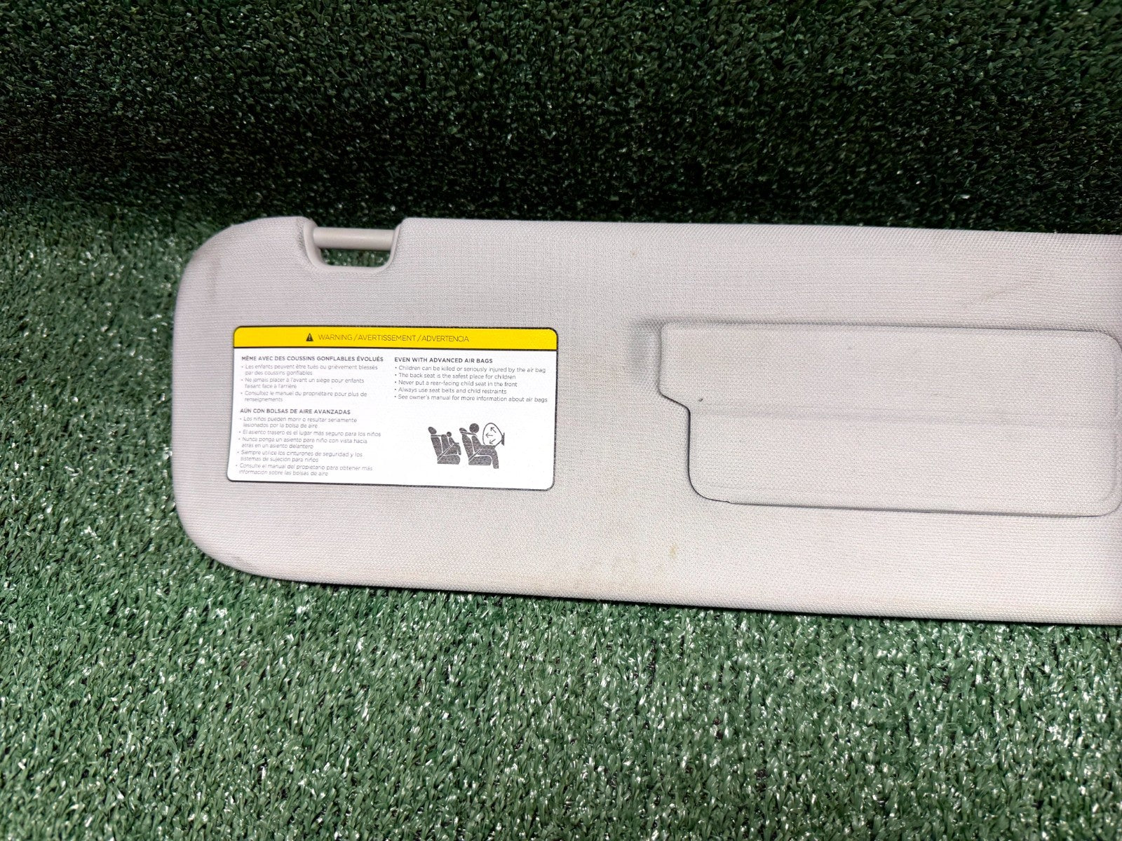 ♦️2020-2024 TESLA MODEL Y/3 FRONT RIGHT SIDE SUN VISOR MIRROR OEM, 1490406-01-A