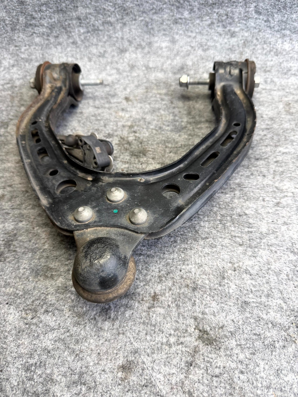 ♦️2012 - 2020 TESLA MODEL S FRONT RIGHT SIDE UPPER CONTROL ARM OEM, 1043966-00-A