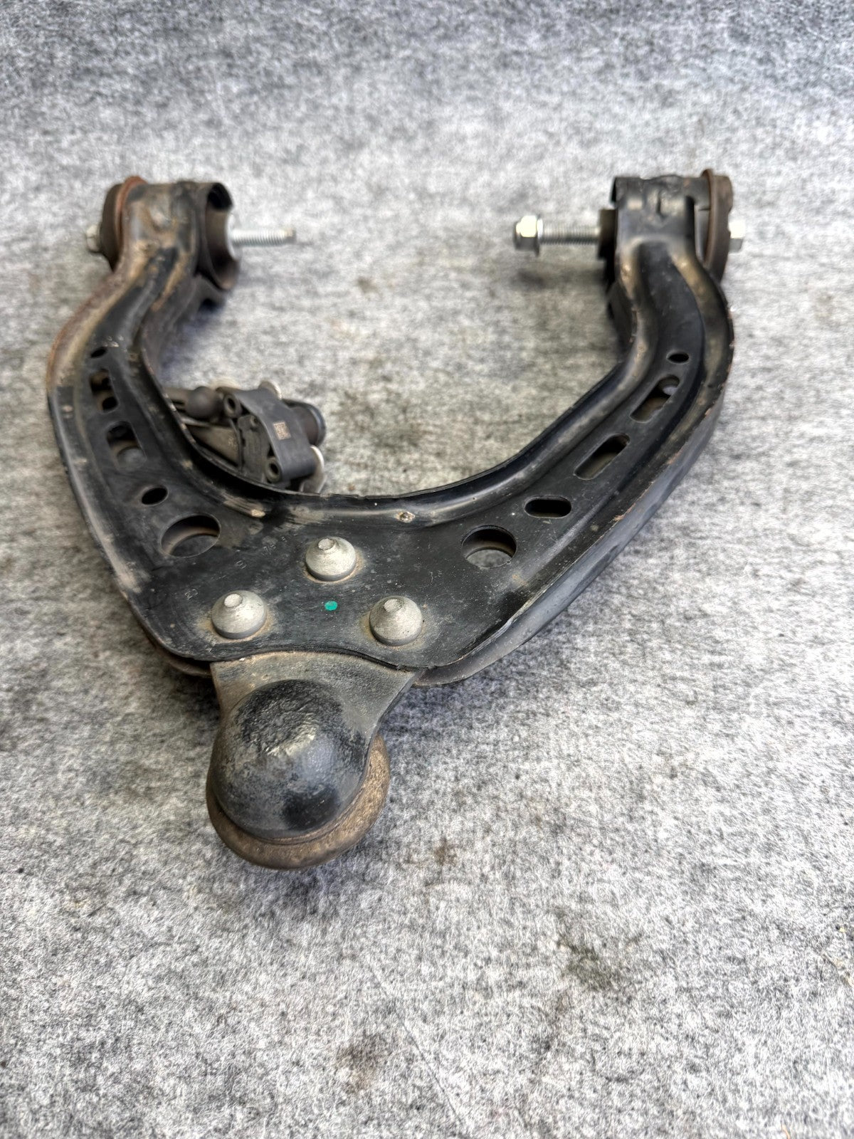 ♦️2012 - 2020 TESLA MODEL S FRONT RIGHT SIDE UPPER CONTROL ARM OEM, 1043966-00-A