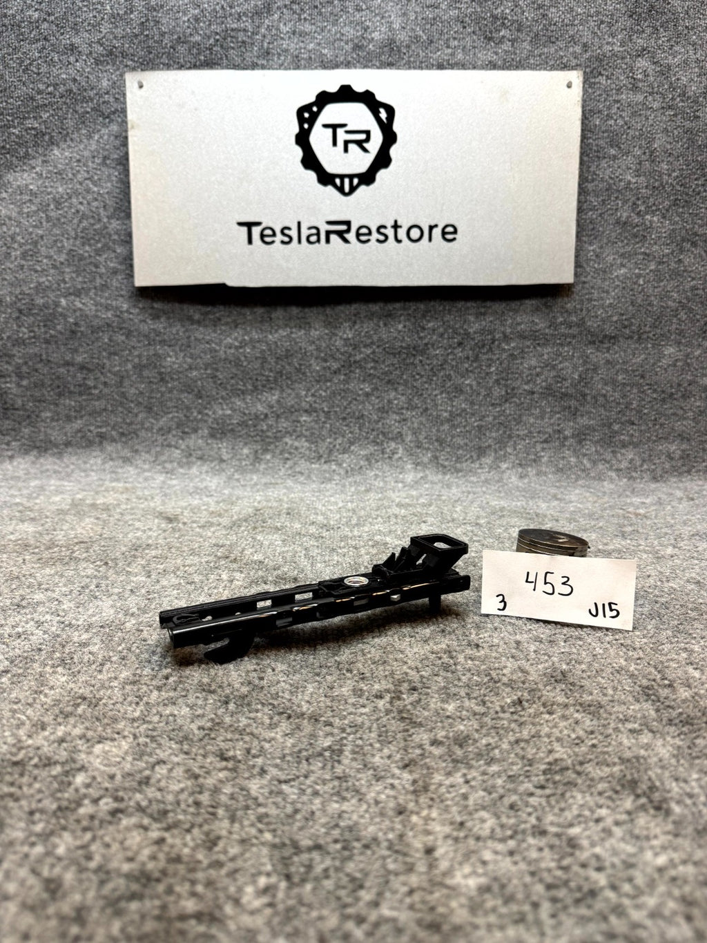 17-23 TESLA MODEL 3 FRONT LEFT/RIGHT SEAT BELT HEIGHT ADJUSTER OEM, 1068130-01-B