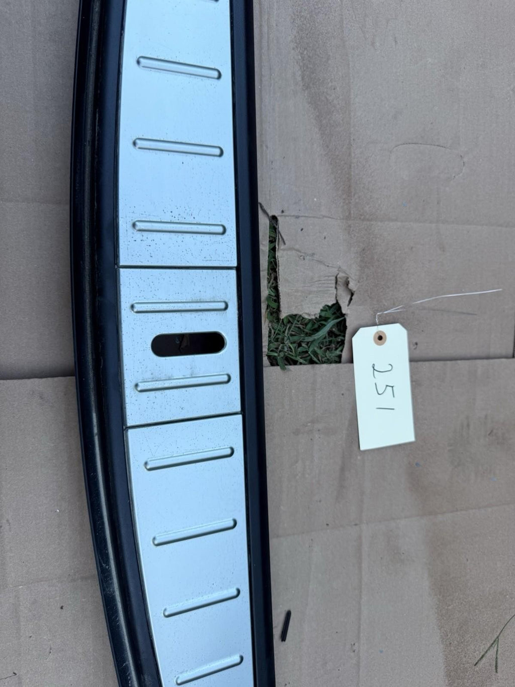 ♦️16-20 TESLA MODEL X REAR TRUNK SILL SCUFF PLATE TRIM COVER OEM, 1035993-00-D