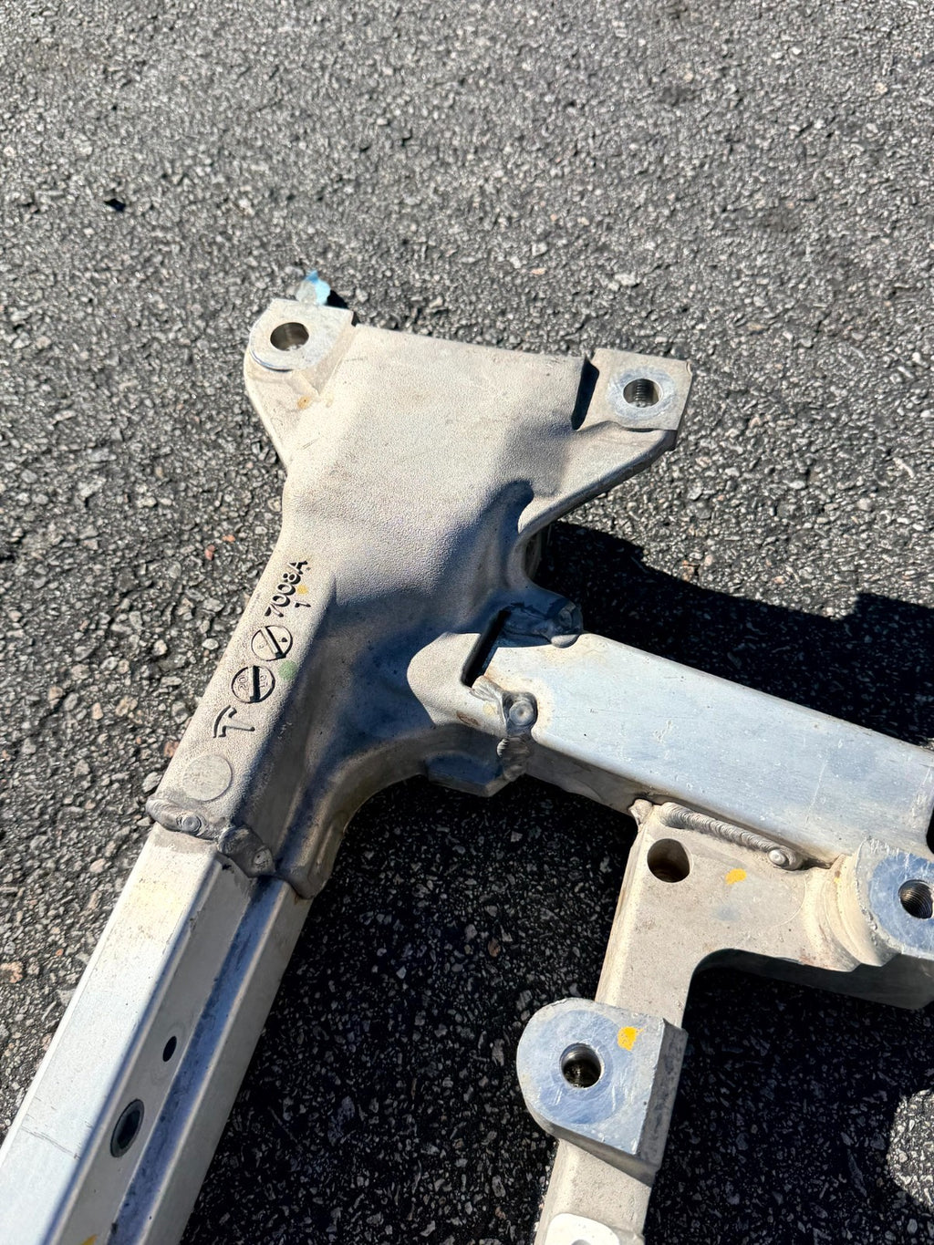 ♦️2012 - 2020 TESLA MODEL S FRONT SUBFRAME CROSSMEMBER CRADLE OEM, 1009825-00-A