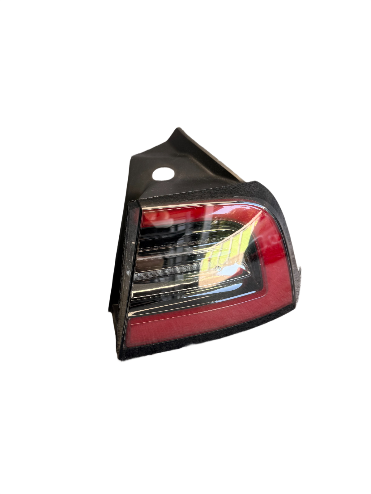 2017-2023 Tesla Model 3 Y LED Tail Lamp Outer Rear Right Passenger Side 1077398