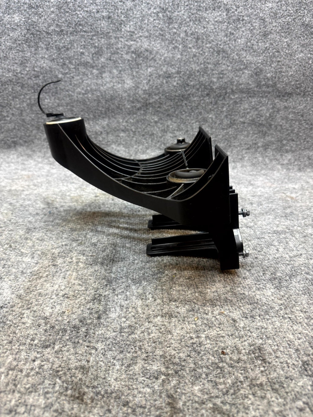 17-23 TESLA MODEL 3 AIR CONDITIONING COMPRESSOR PUMP MOUNT BRACKET OEM,166701400