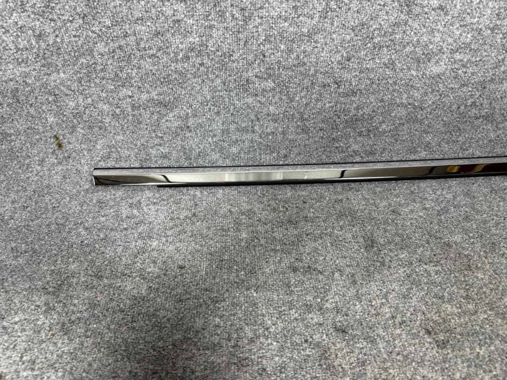 2016-2022 Tesla Model X Front Right Door Window Belt Molding OEM, 6009599-00-C