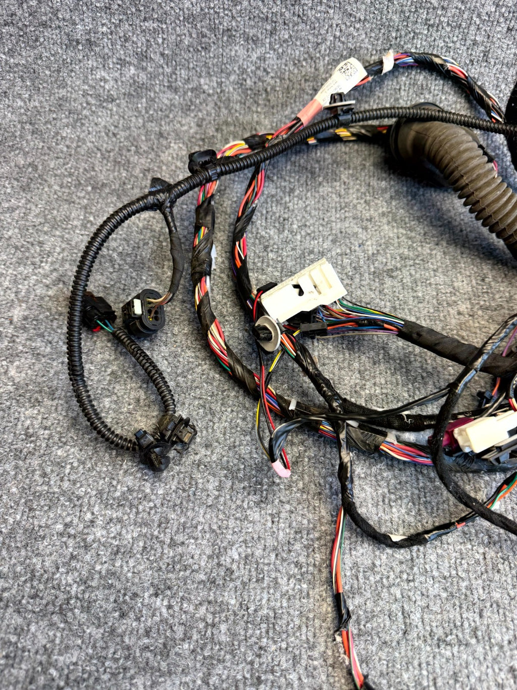 2017-2023 TESLA MODEL 3 FRONT RIGHT SIDE DOOR WIRING HARNESS OEM, 1067963-00-D