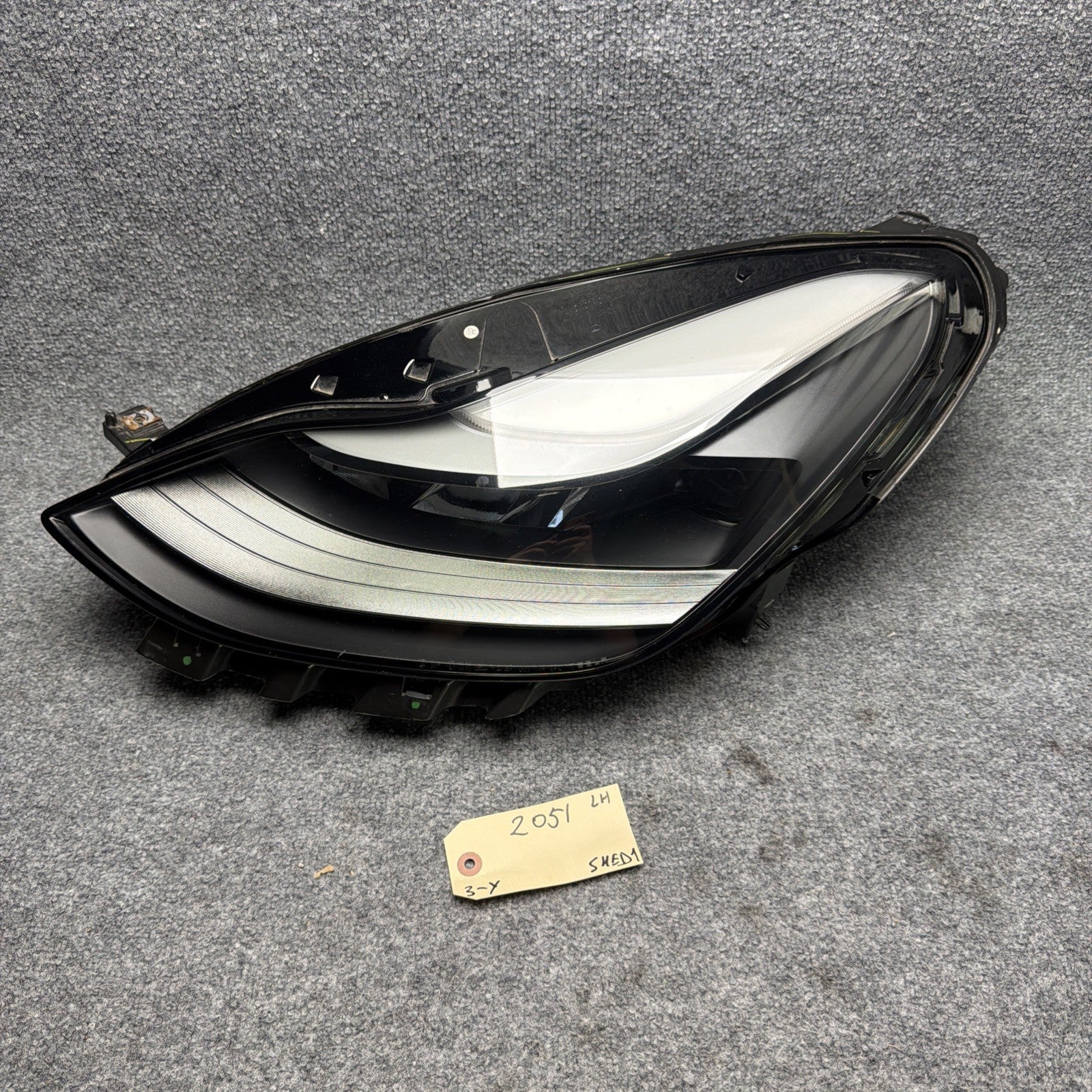 2021-2023 TESLA MODEL 3 Y LEFT HEADLIGHT MATRIX LED DRIVER HEAD LIGHT SCRATCHED