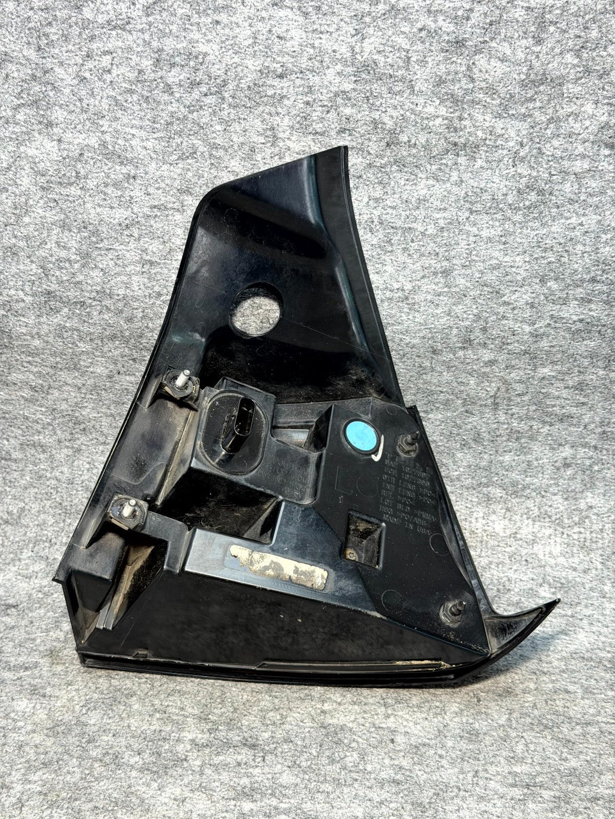 ♦️2017-2023 TESLA MODEL 3 REAR LEFT DRIVER SIDE TAILLIGHT LAMP OEM, 1077397-00-H