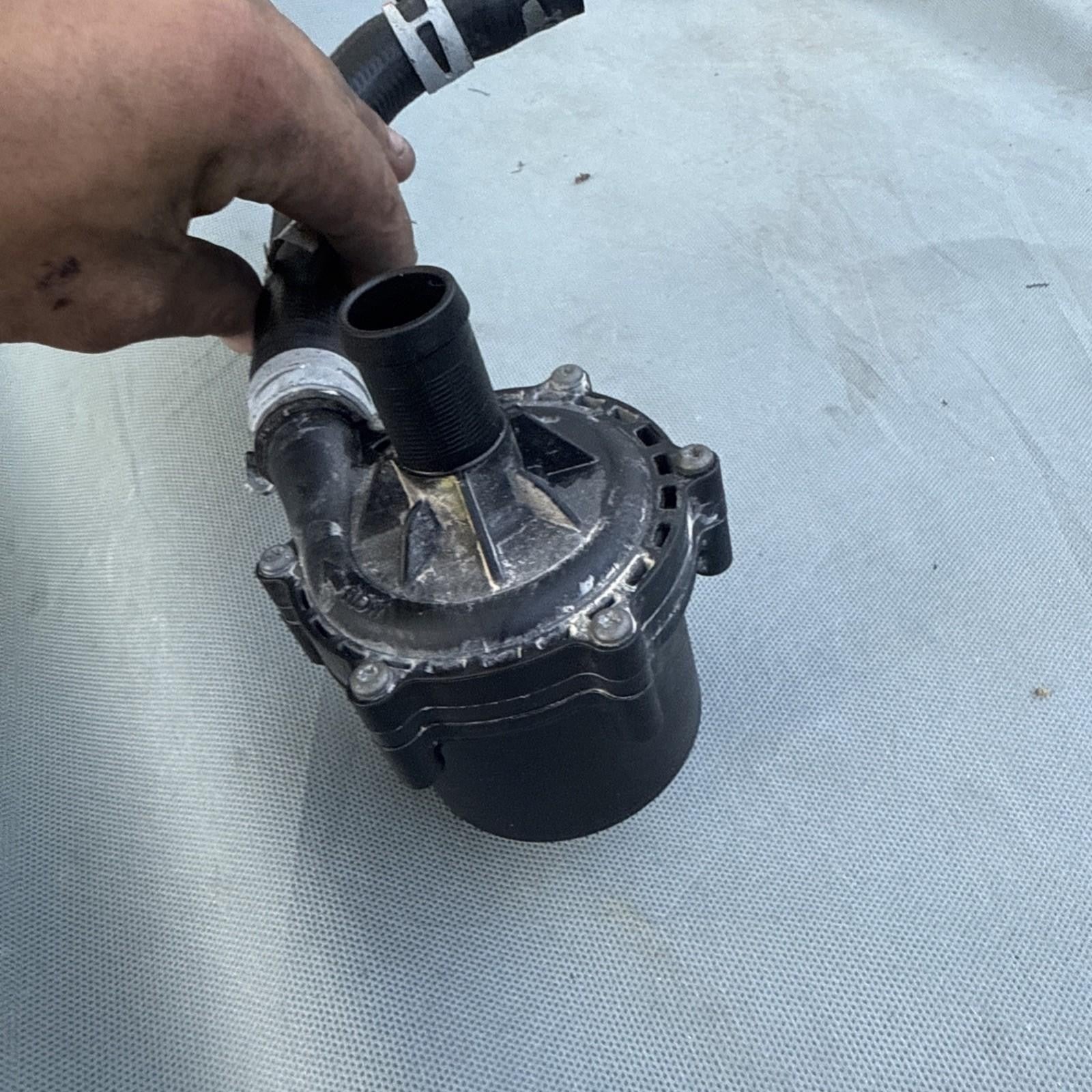 12-16 Tesla Model S Auxiliary Electric Water Cooling Coolant Pump OEM,600736700E