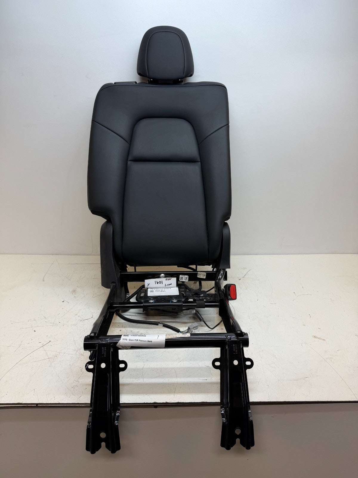 17-23 TESLA MODEL Y REAR PASSENGER SIDE UPPER SEAT CUSHION W/ FRAME 1494840-91-B