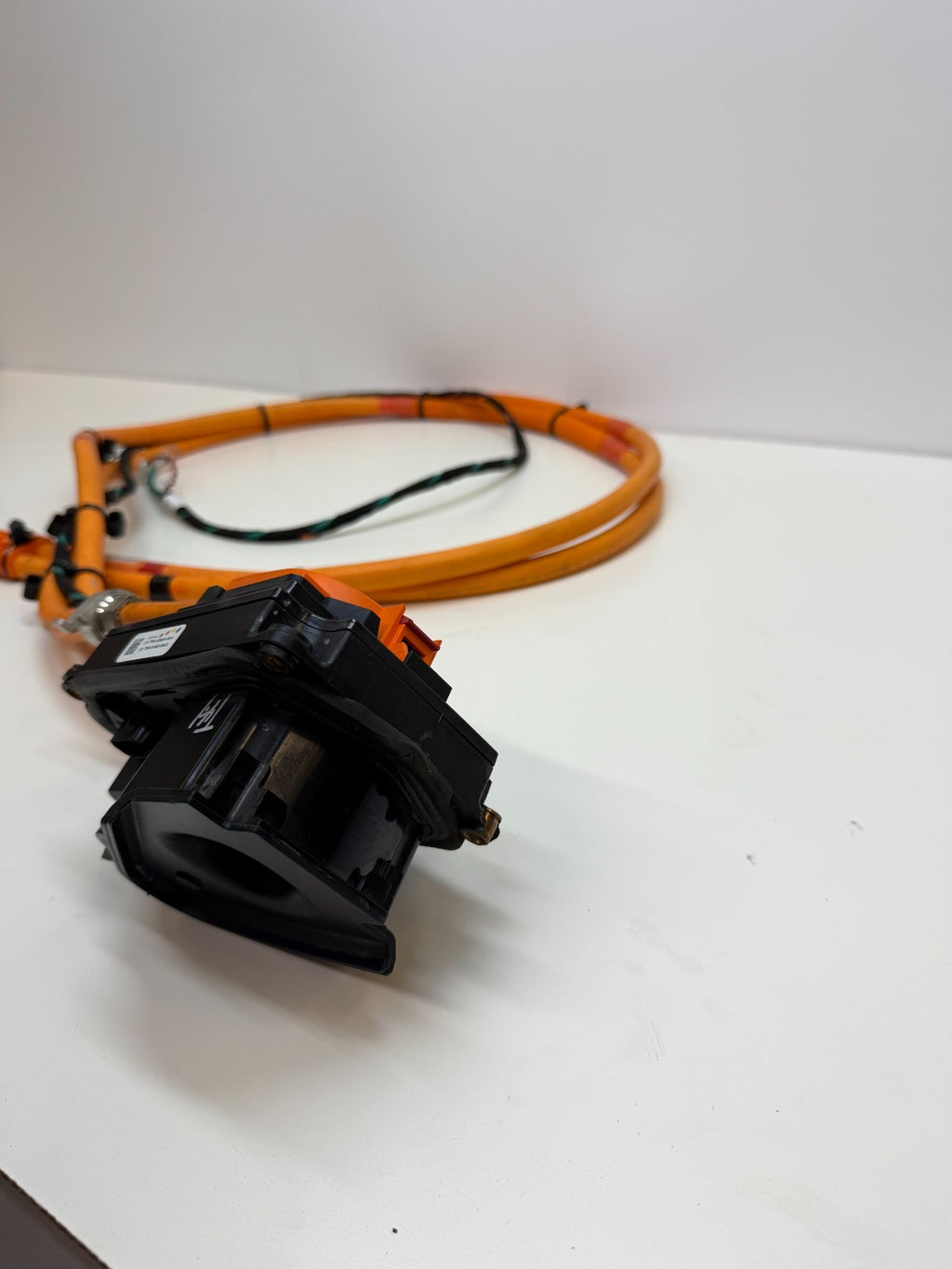 12-15 Tesla Model S GEN2 Rear HV Junction Box to GEN1 Charge Port W/  Connector