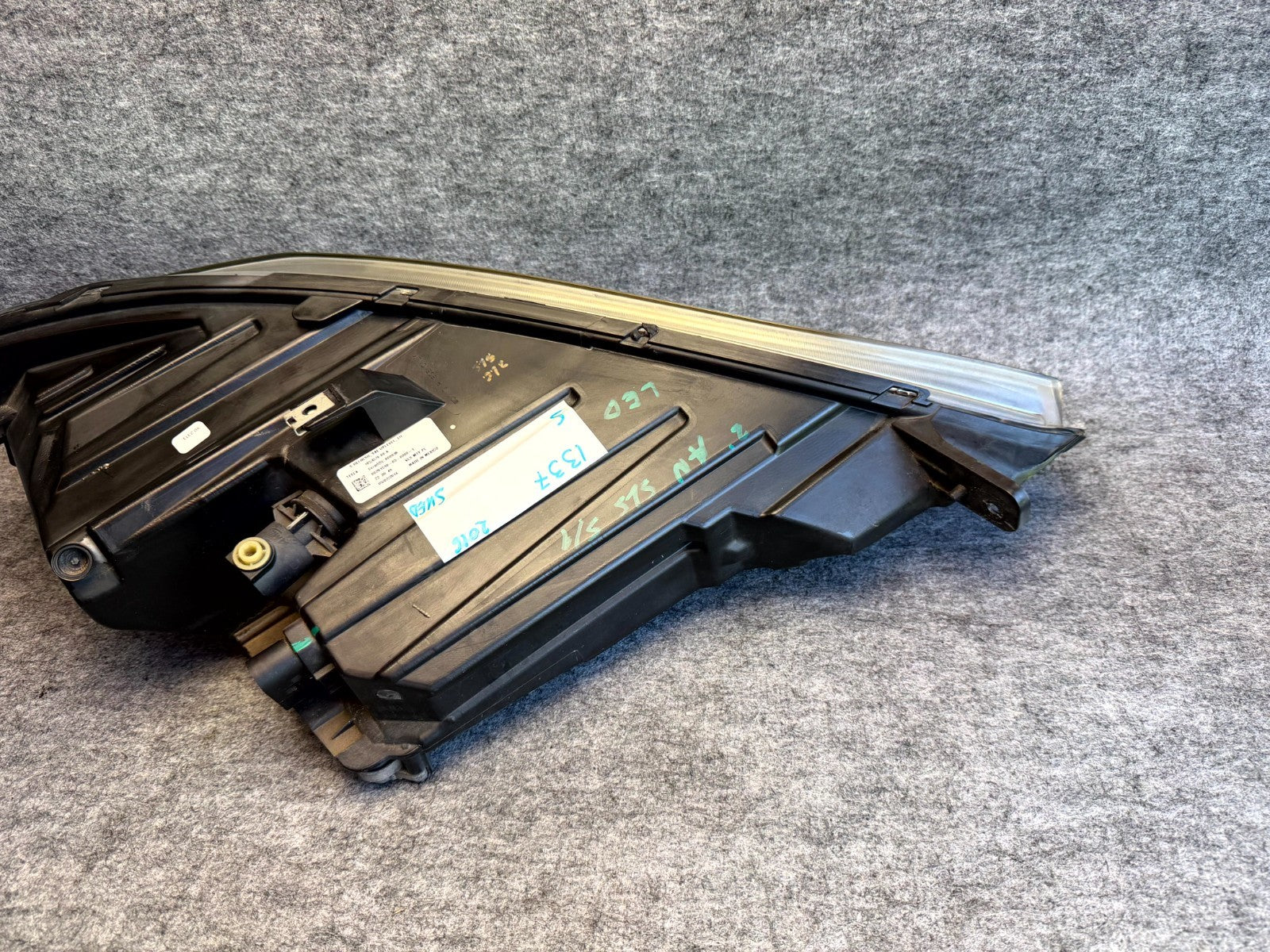 ♦️2016 – 2020 TESLA MODEL S FRONT LEFT DRIVER SIDE HEADLIGHT OEM, 1053570-00-A