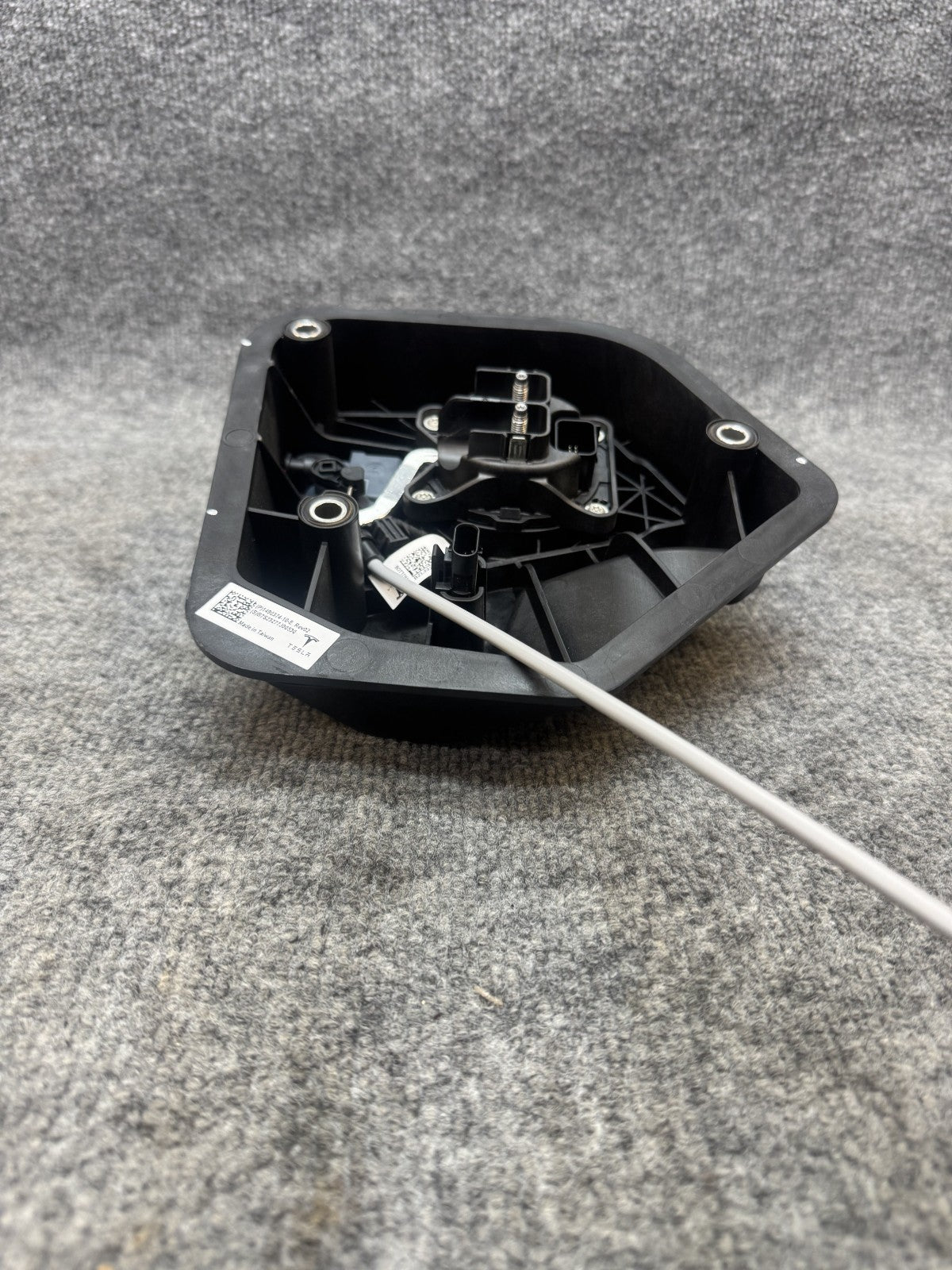 20 - 24 TESLA MODEL Y CHARGE CHARGING PORT INLET SOCKET MODULE OEM, 1490374-10-E