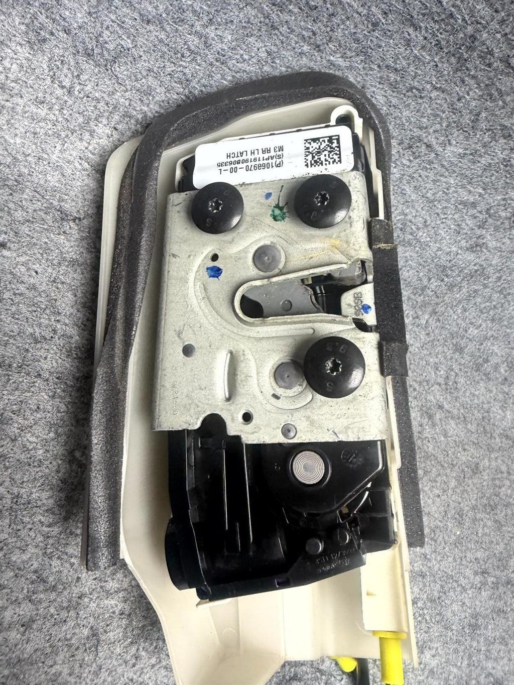 ♦️2017 - 2023 TESLA MODEL 3 REAR LEFT DOOR LOCK LATCH ACTUATOR OEM, 1068970-00-L