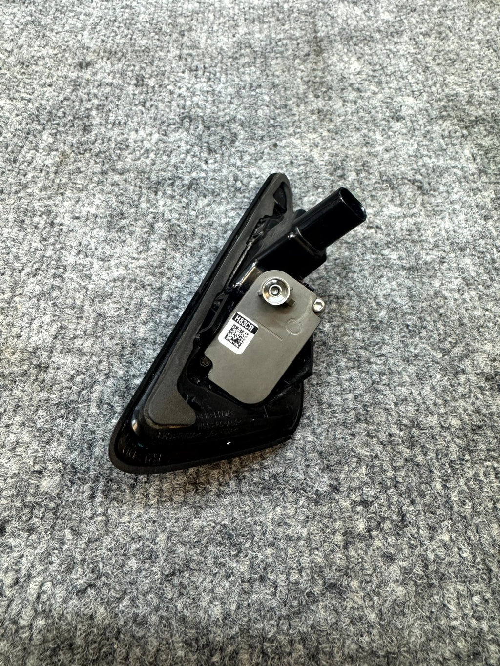 2020-2024 TESLA MODEL Y RIGHT SIDE REPEATER TURN SIGNAL CAMERA OEM, 1820735-00-D