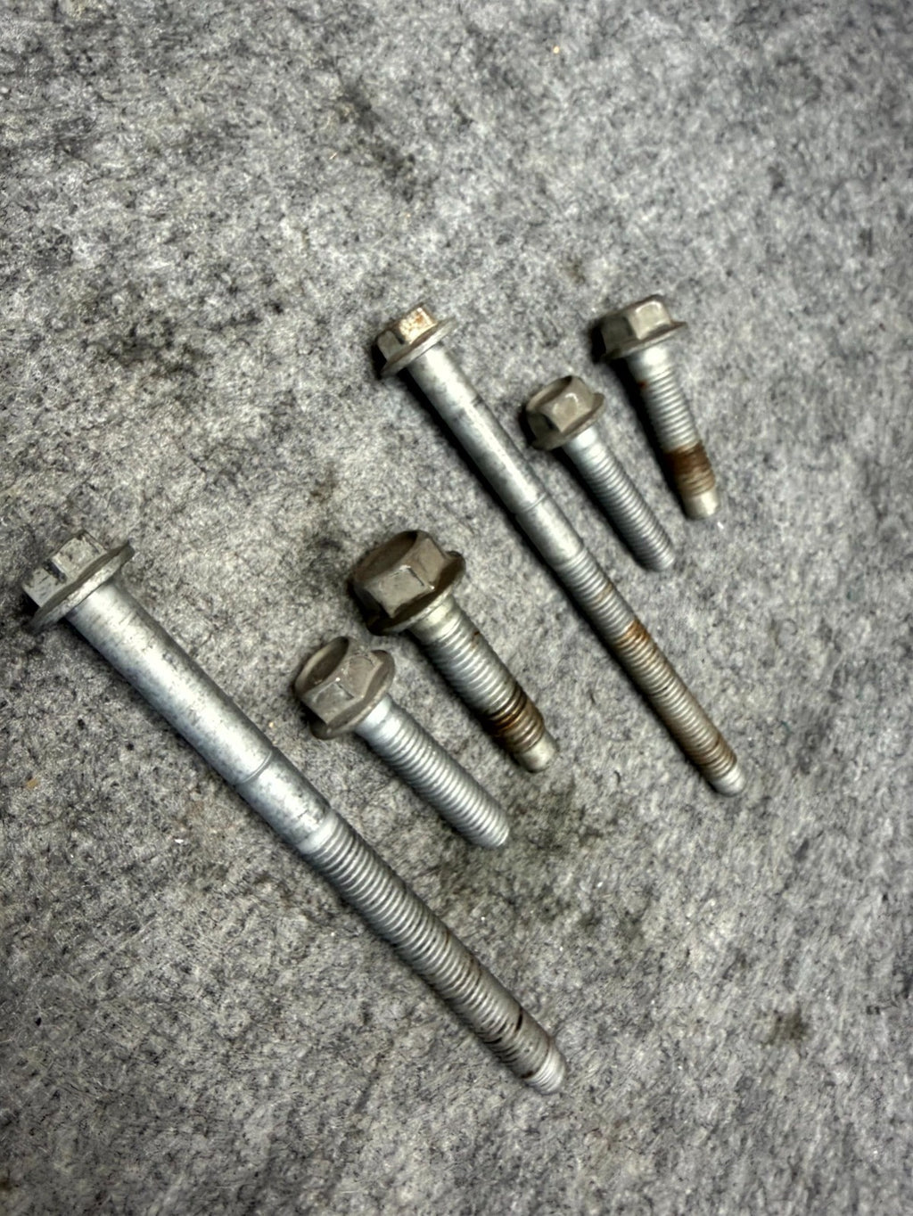 ♦️2012 - 2016 TESLA MODEL S FRONT SUBFRAME OR SUSPENSION BOLT SET OF 6 OEM