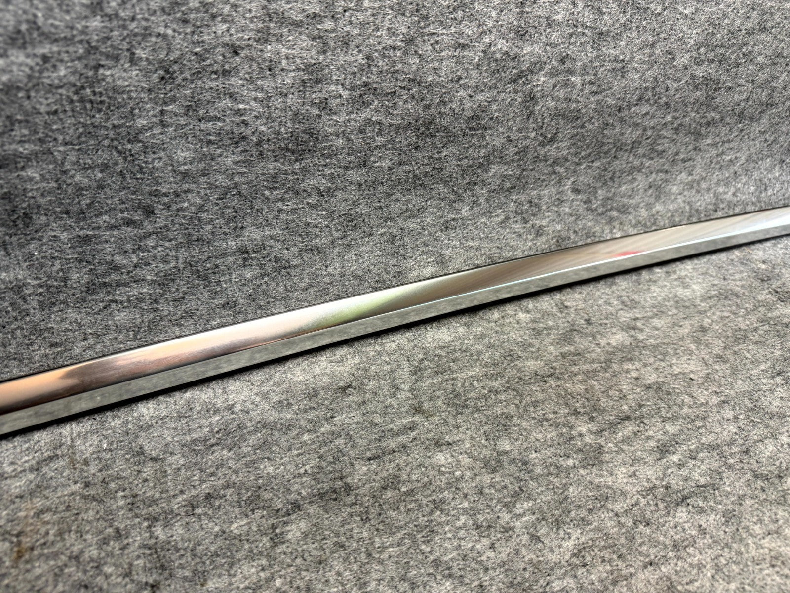 ♦️17–23 TESLA MODEL 3 REAR LEFT SIDE DOOR MOLDING TRIM STRIP OEM, 1080745-01-J
