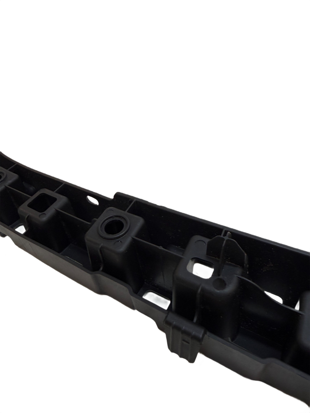 2012-2016 Tesla Model X Rear Passenger Side Header Bracket 1059189-00-A