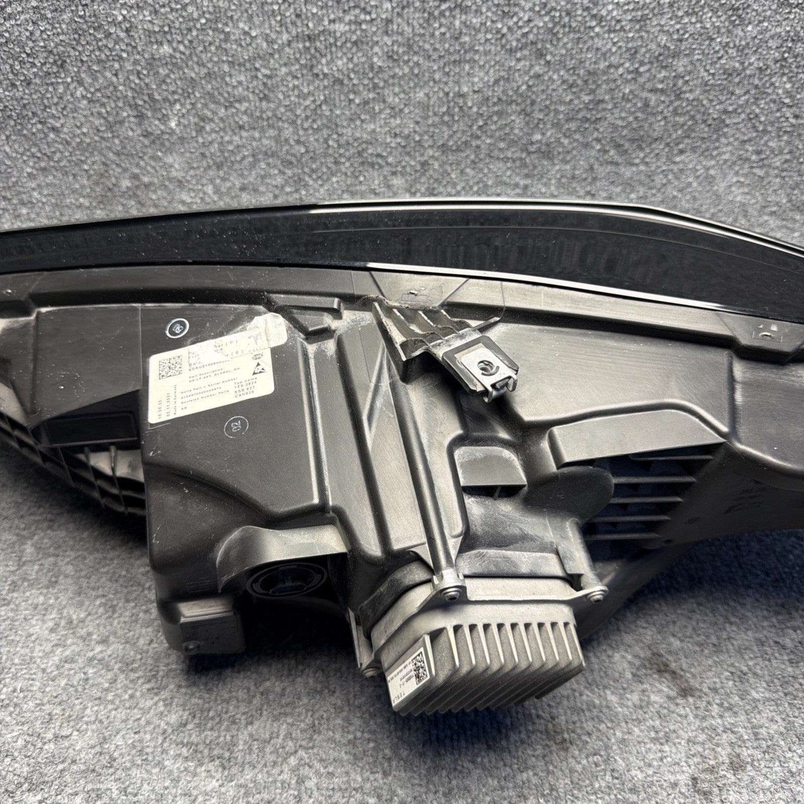Chipped! 2022-2024 Tesla Model S RH Right Side LED Global Headlight OEM