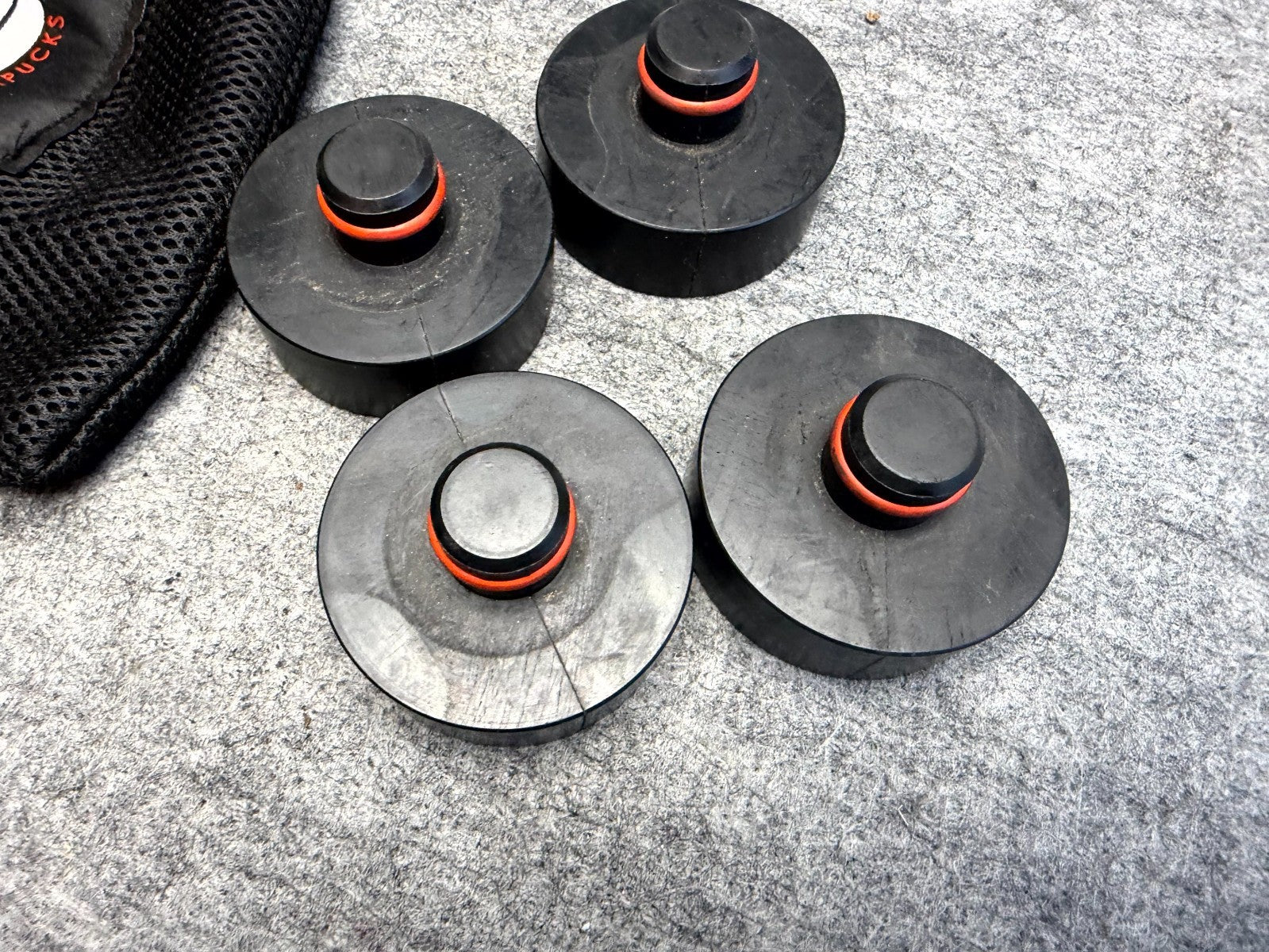 ♦️TESLA MODEL 3 Y X RUBBER LIFTING JACKS PADS 4 PACKS OEM