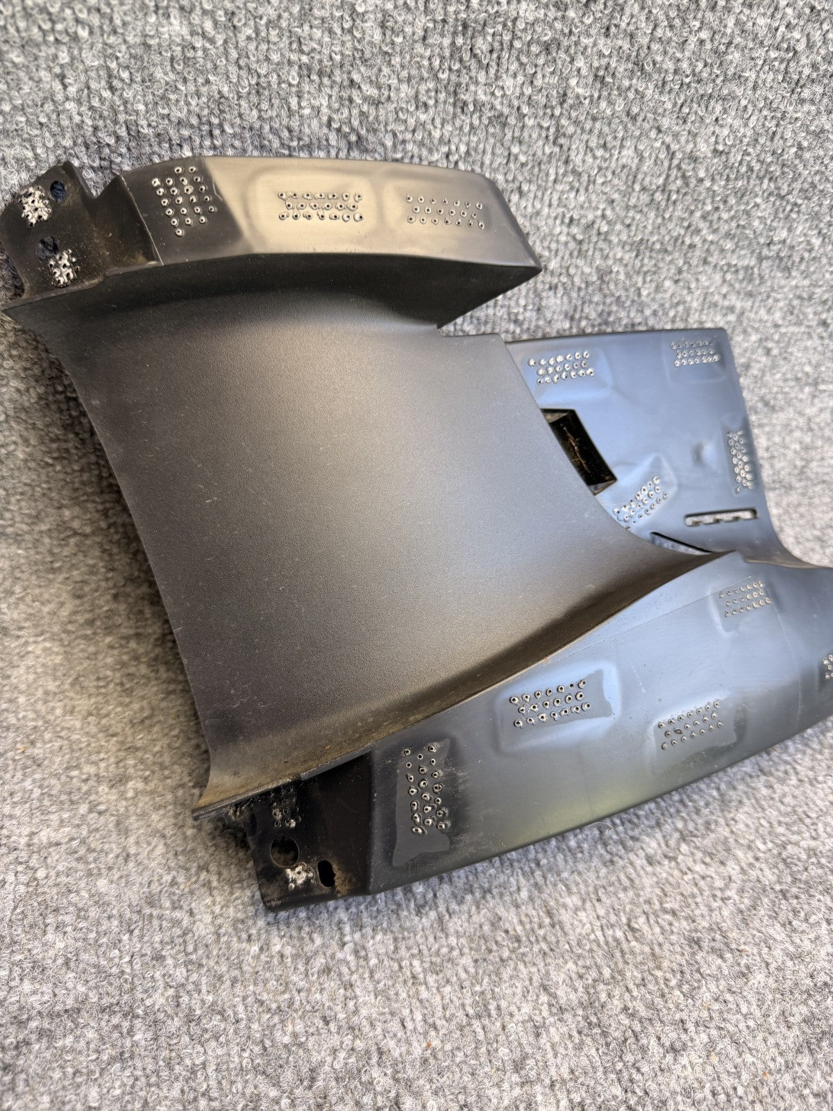 2020-2024 TESLA MODEL Y FRONT RIGHT SIDE BUMPER INNER BRACKET OEM, 1493742-00-A