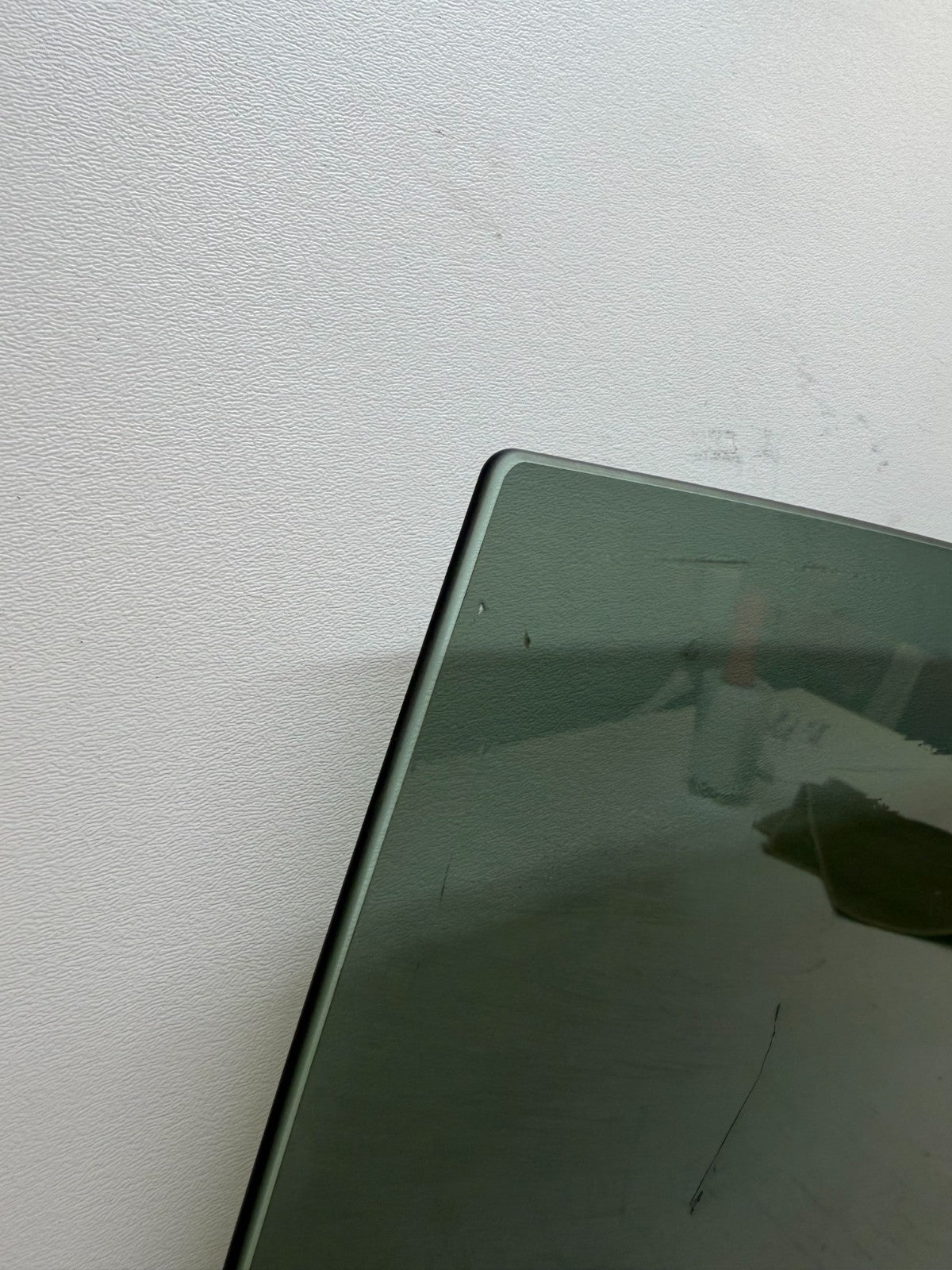 2012-2020 Tesla Model S Rear Passenger Side Door Window Glass 43R-001074