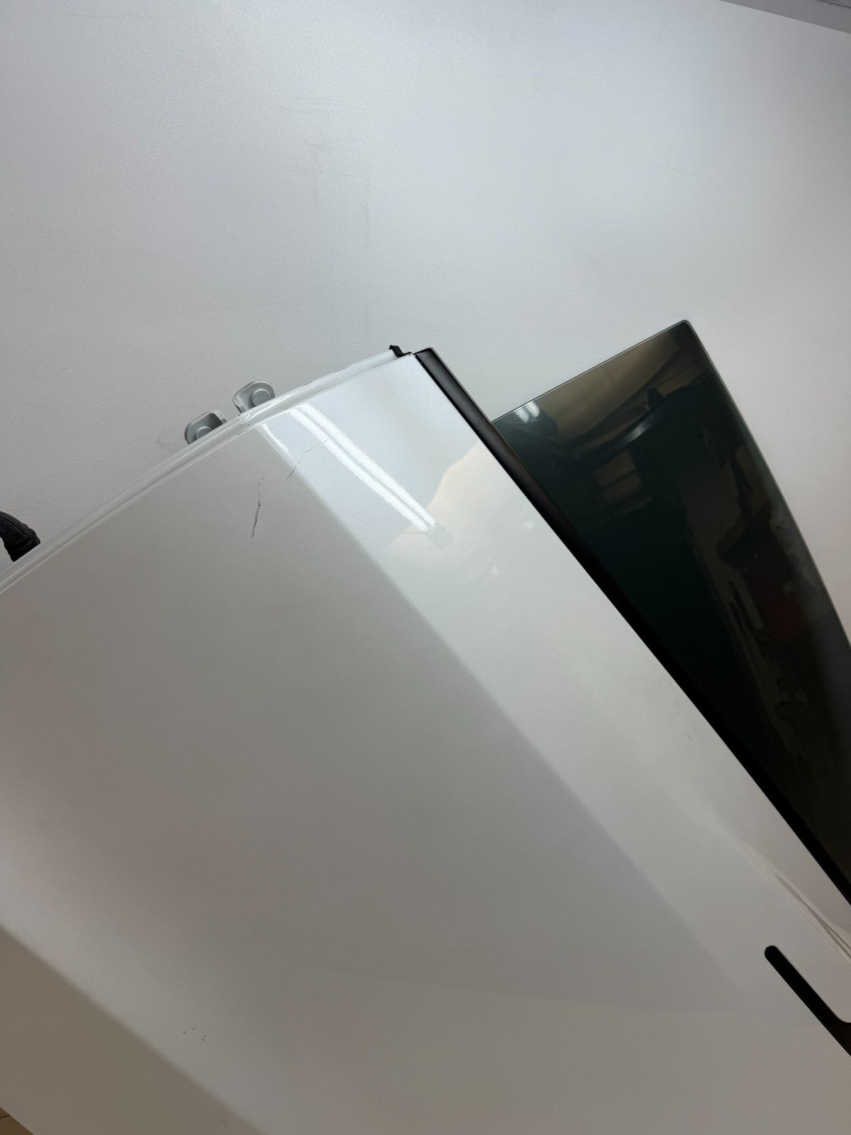 2017-2023 TESLA MODEL 3 REAR LEFT COMLETE DOOR ASSEMBLY