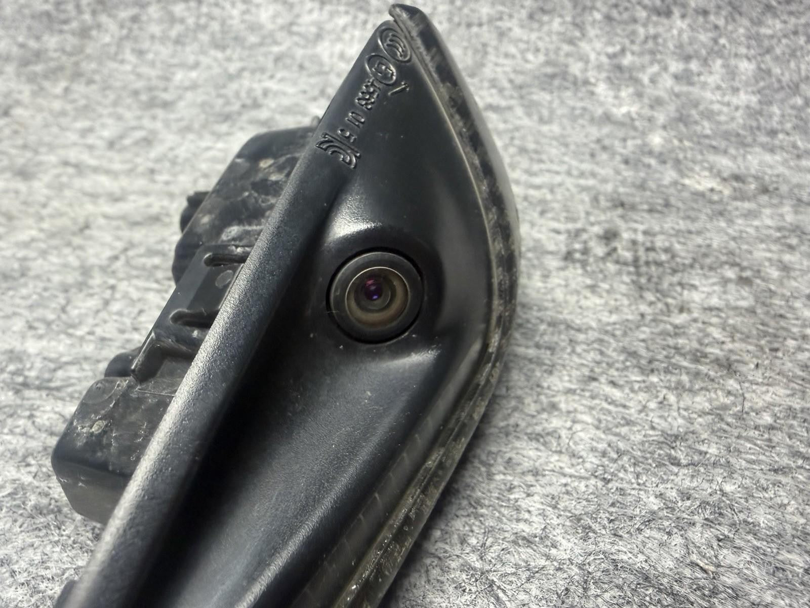 ♦️17-23 Tesla 3 Y Driver Side Fender Camera Turn Signal LH 1495864-20-D OEM