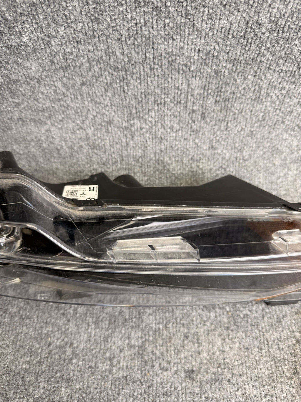 OEM 2018 - 2023 Tesla Model 3 Y Right RH 3 Pin LED Fog Light Lamp 1507931-00-D