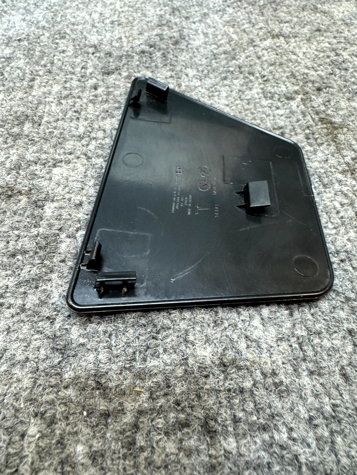 2017-2023 TESLA MODEL 3 RIGHT SIDE APPLIQUE DASH COVER OEM, 1100088-00-D