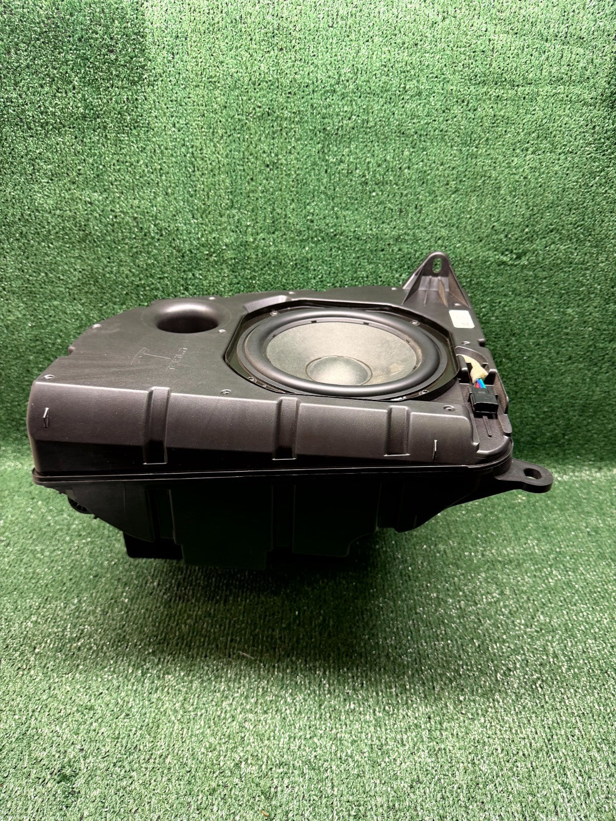 ♦️20-25 TESLA MODEL Y AUDIO SPEAKER SUBWOOFER ASSEMBLY OEM, 1507154-00-D
