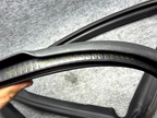 ♦️2017 - 2023 TESLA MODEL 3 FRONT LEFT BODY SEAL WEATHERSTRIP OEM, 1090510-00-O