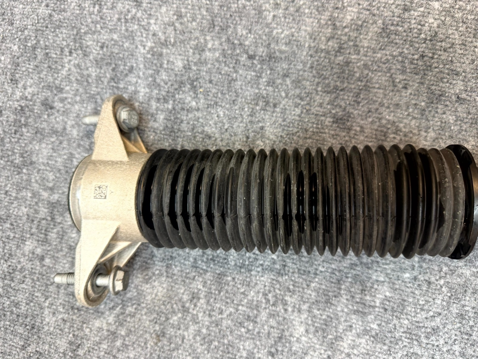 2020-2024 TESLA MODEL Y REAR RIGHT/LEFT SHOCK STRUT ABSORBER OEM, 1188465-00-E