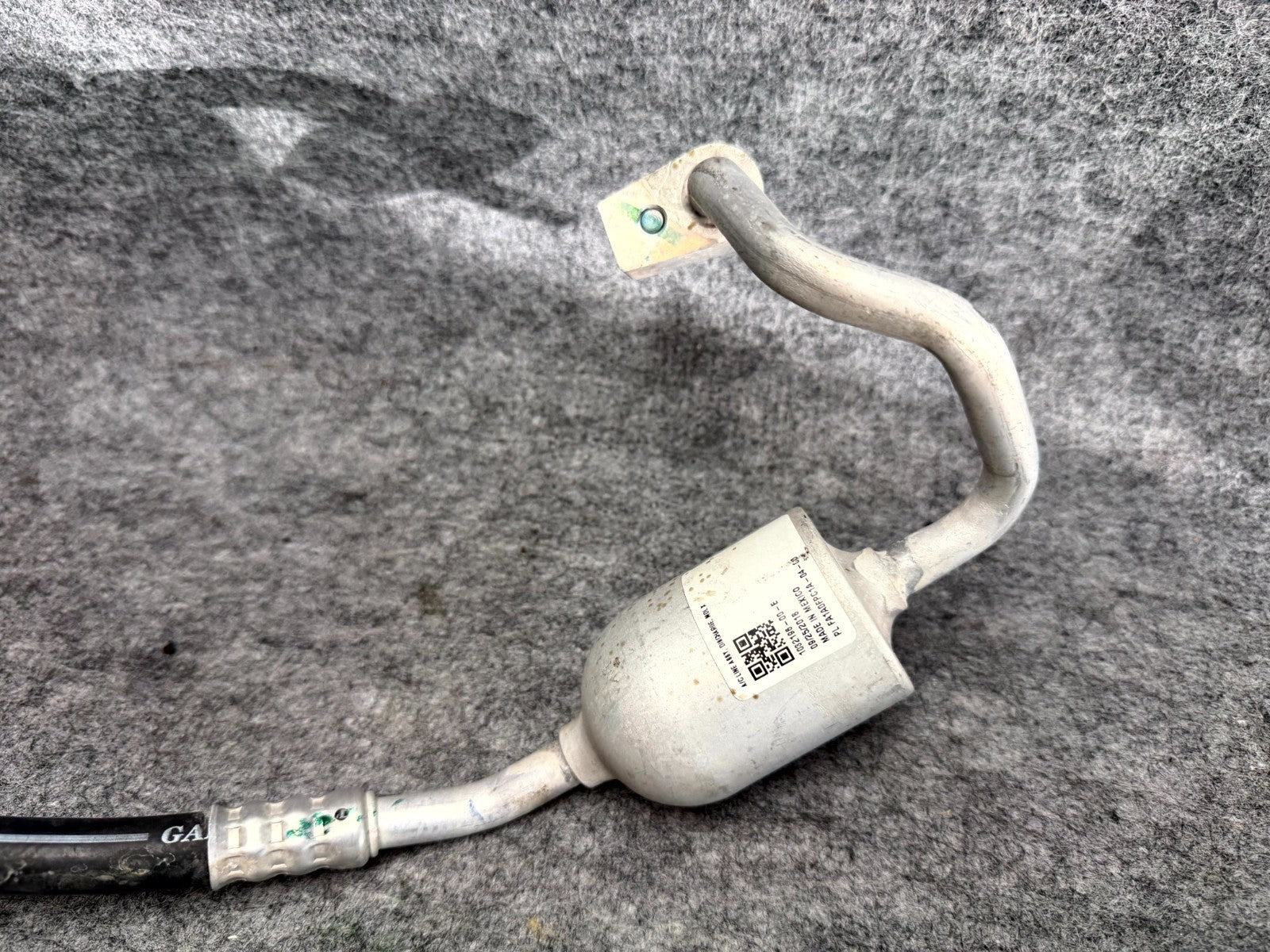 ♦️16-20 TESLA MODEL X AC AIR CONDITIONER DISCHARGE TUBE PIPE OEM, 1032196-00-E