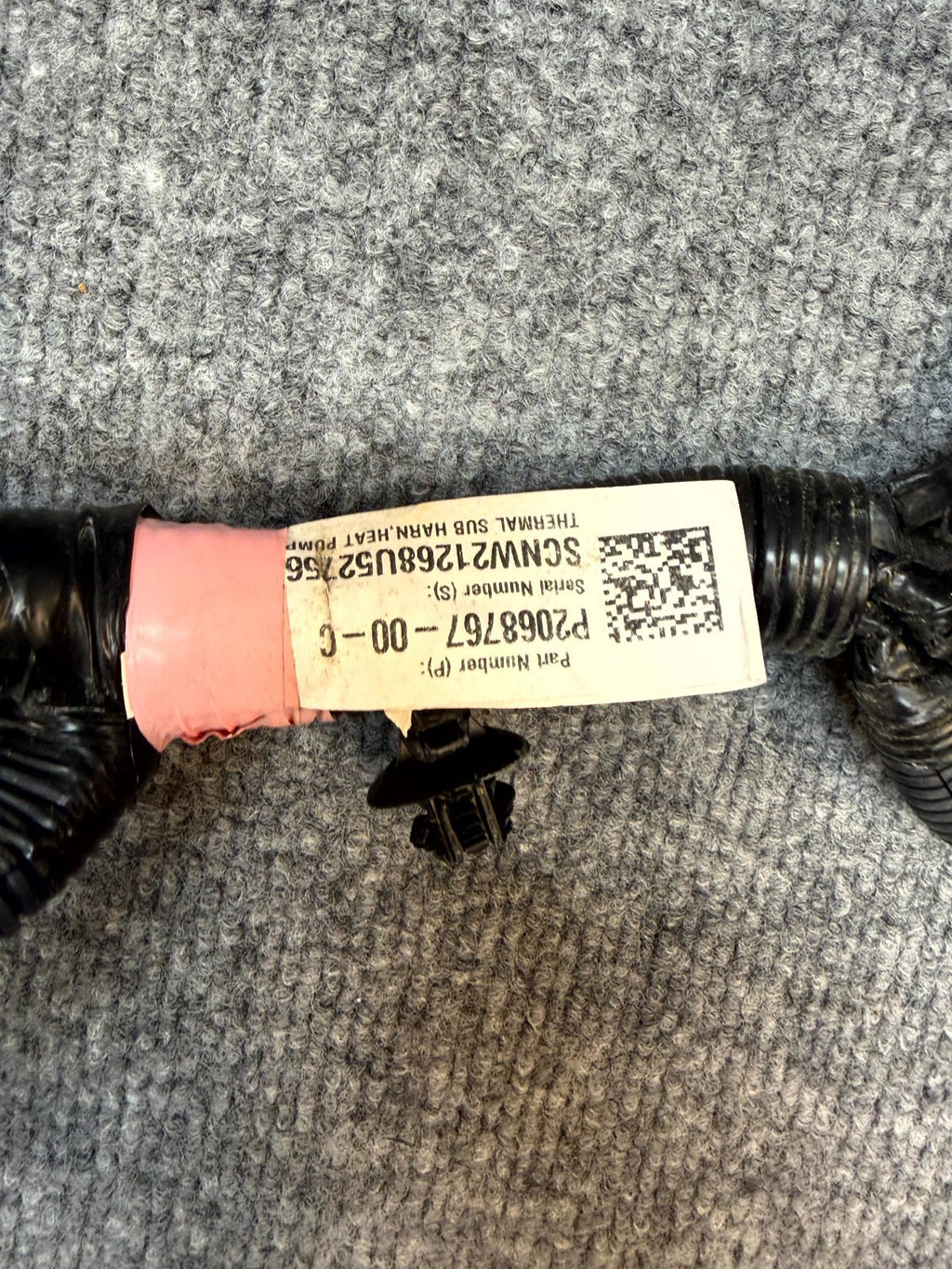 2020-2024 TESLA MODEL Y SUPERMANIFOLD WIRING HARNESS HEAT PUMP OEM, 2068767-00-C