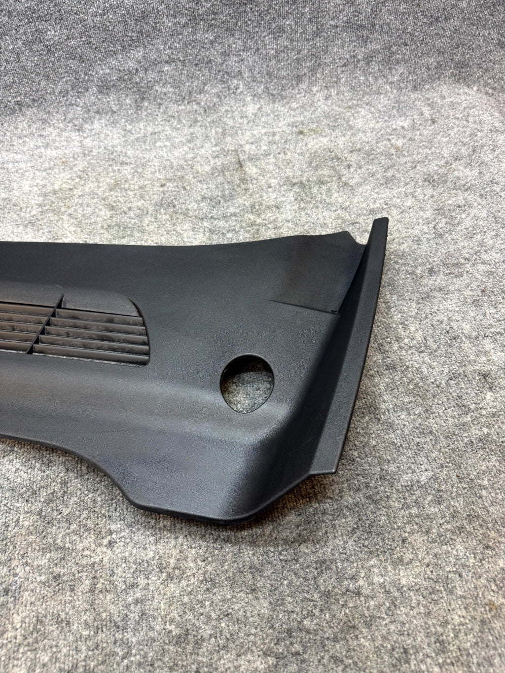 2020–2024 TESLA MODEL Y REAR APRON TRIM COVER UNDER COWL HOOD OEM, 1619813-00-B