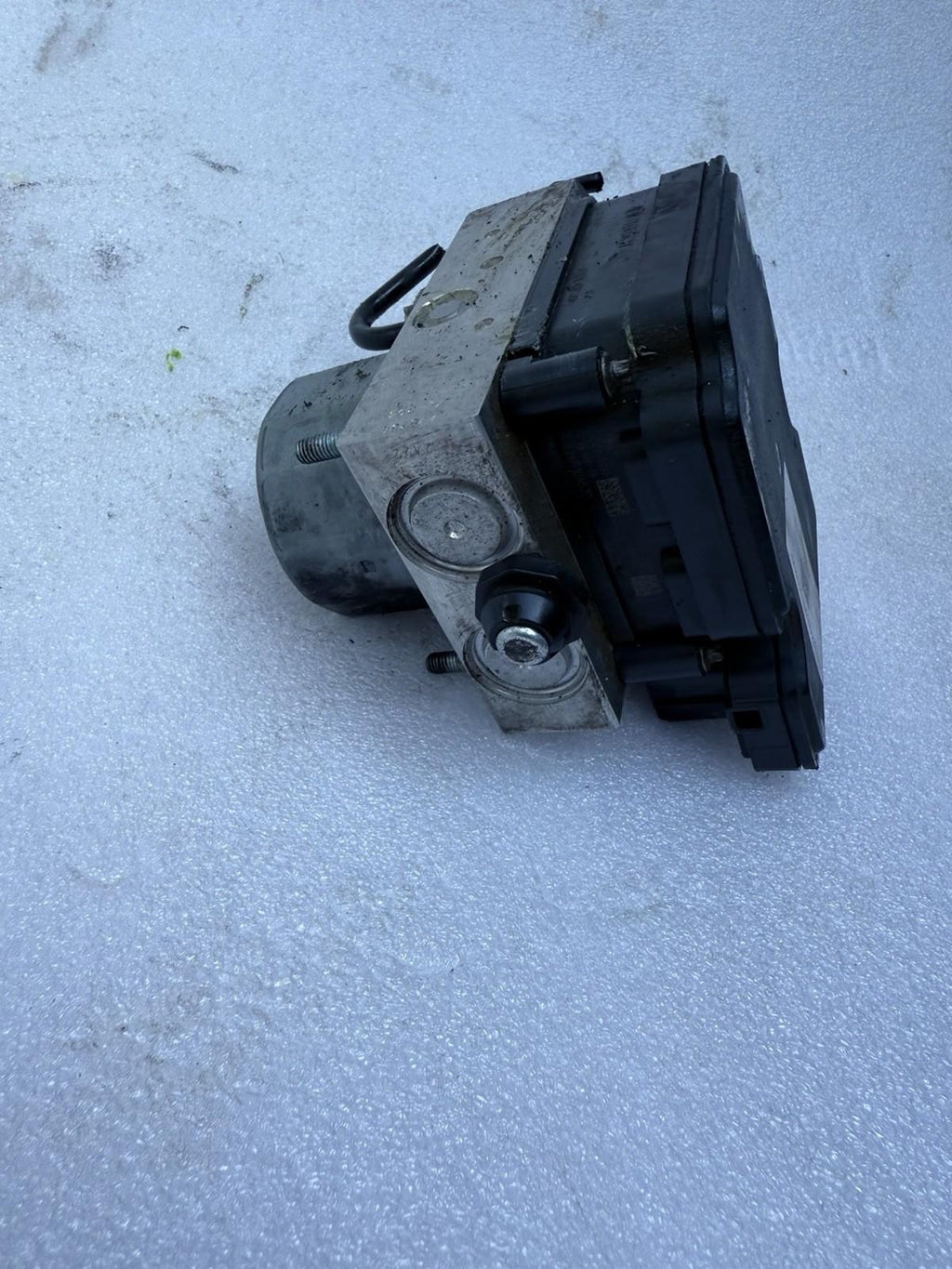 ♦️16-20 TESLA MODEL X ABS ANTI LOCK BRAKE PUMP CONTROL MODULE OEM, 1037797-00-D