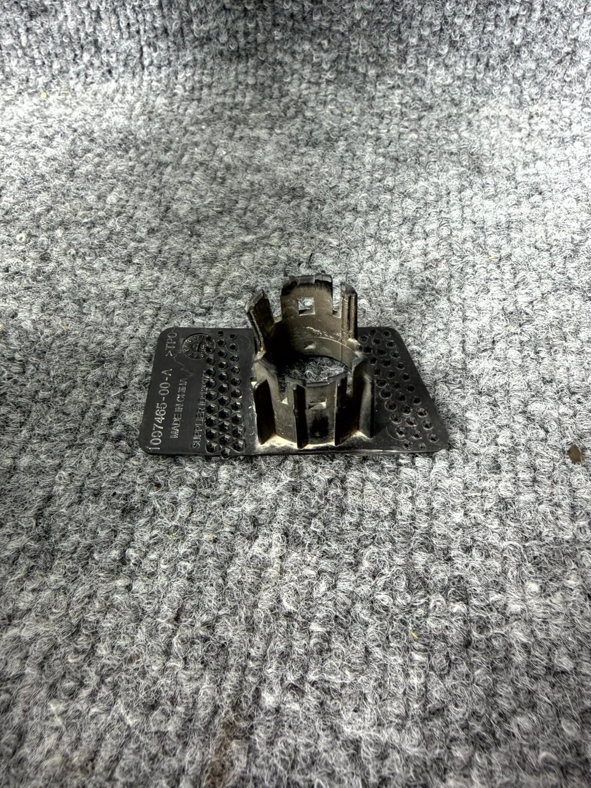 16-21 Tesla Model X Left Park Assist Retainer Sensor Bracket OEM, 1097465-00-A