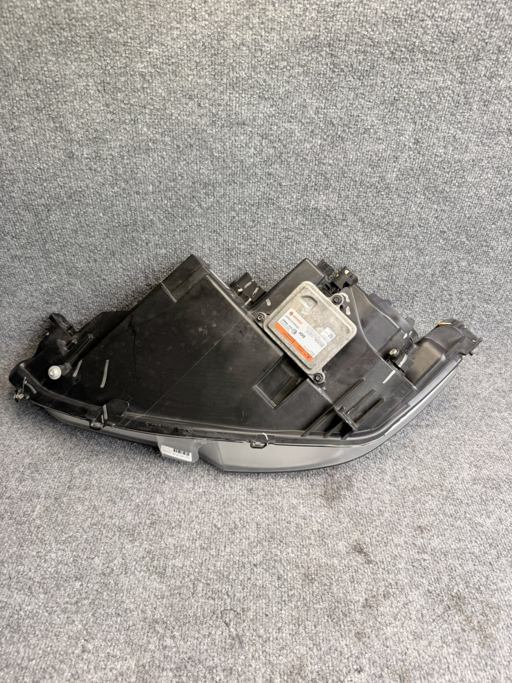 OEM 2012-2016 Tesla Model S HID Complete Right Passenger Headlight 6005907-00-D