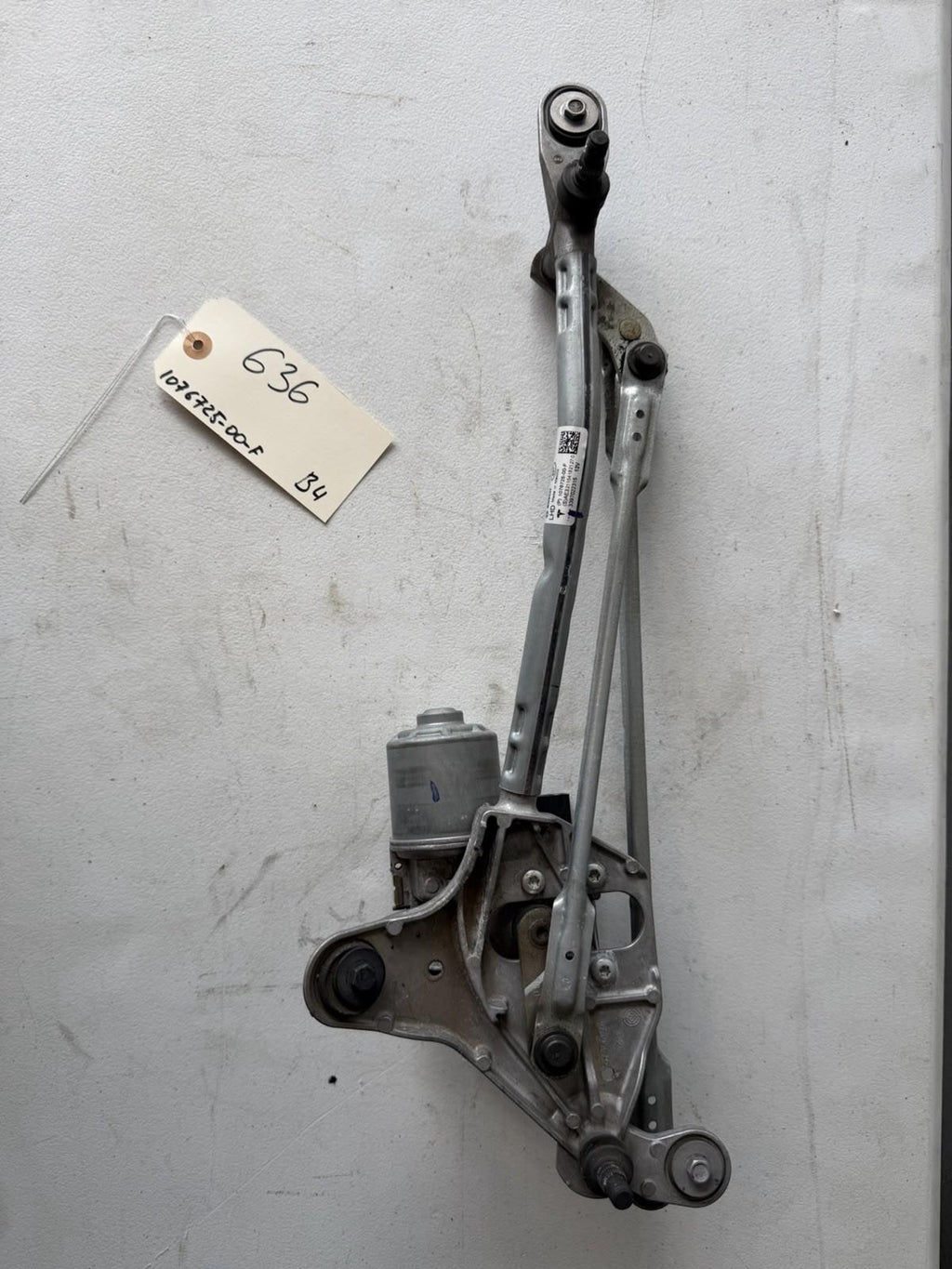 ♦️2017-2023 TESLA MODEL 3 FRONT WINDSHIELD WIPER MOTOR ASSEMBLY OEM 1076725-00-F