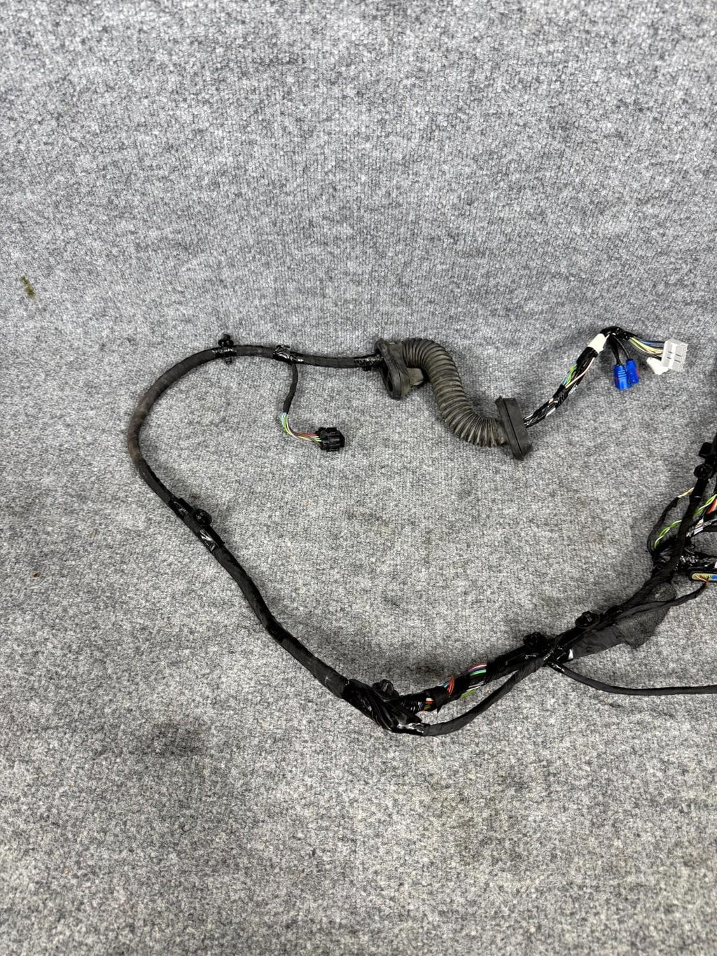 2016-2020 Tesla Model X Front Right Side Door Wiring Harness OEM, 1032440-00-G