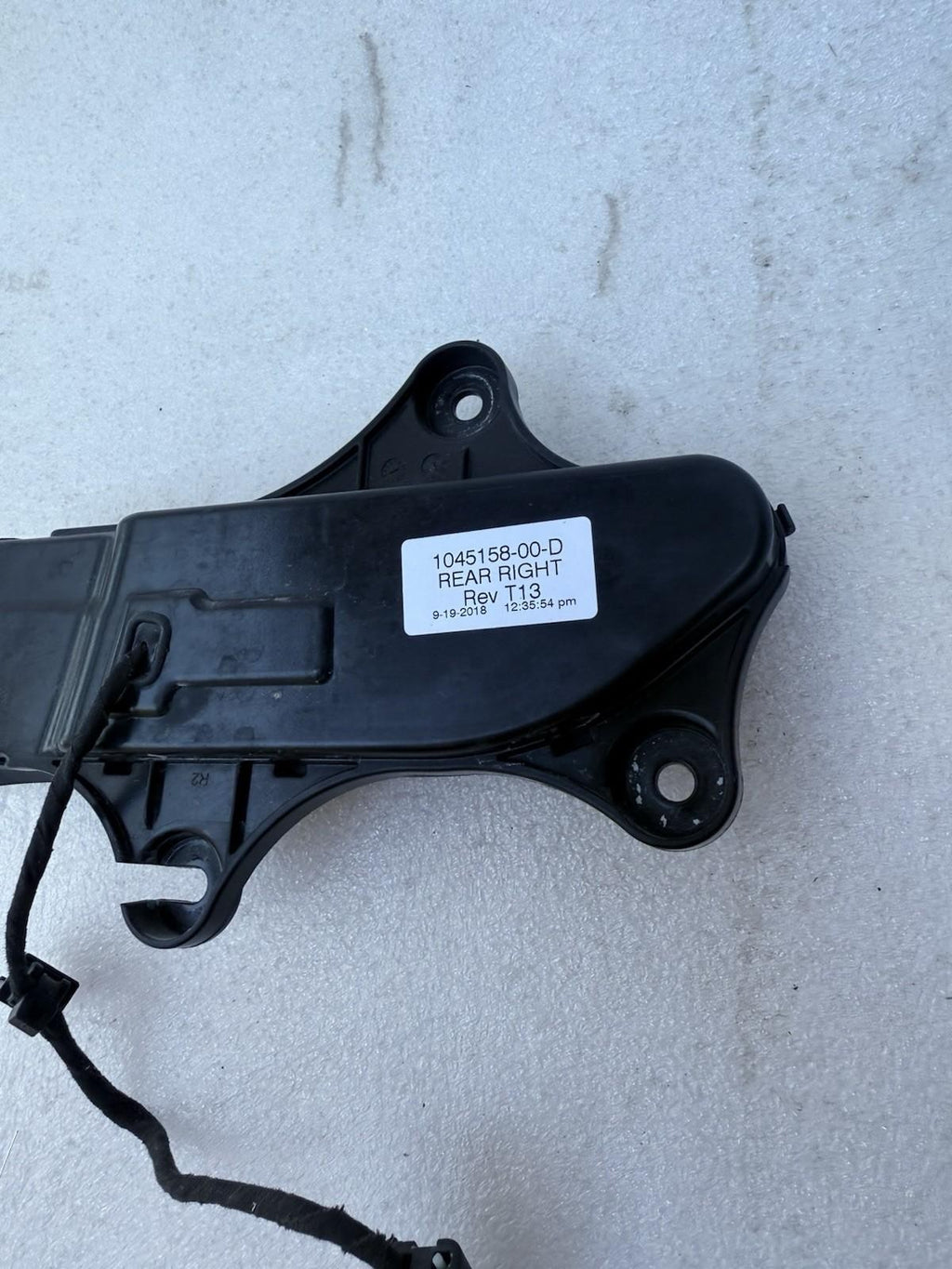 ♦️16-20 TESLA MODEL X FRONT RIGHT PASSENGER SIDE DOOR HANDLE OEM, 1035418-00-E