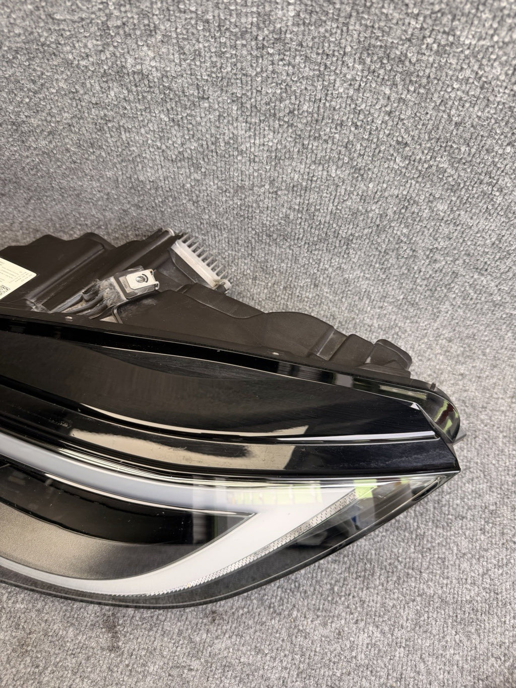 Tesla 2021-2025 Model S Left LH Driver Headlight Headlamp 1563713-00-C