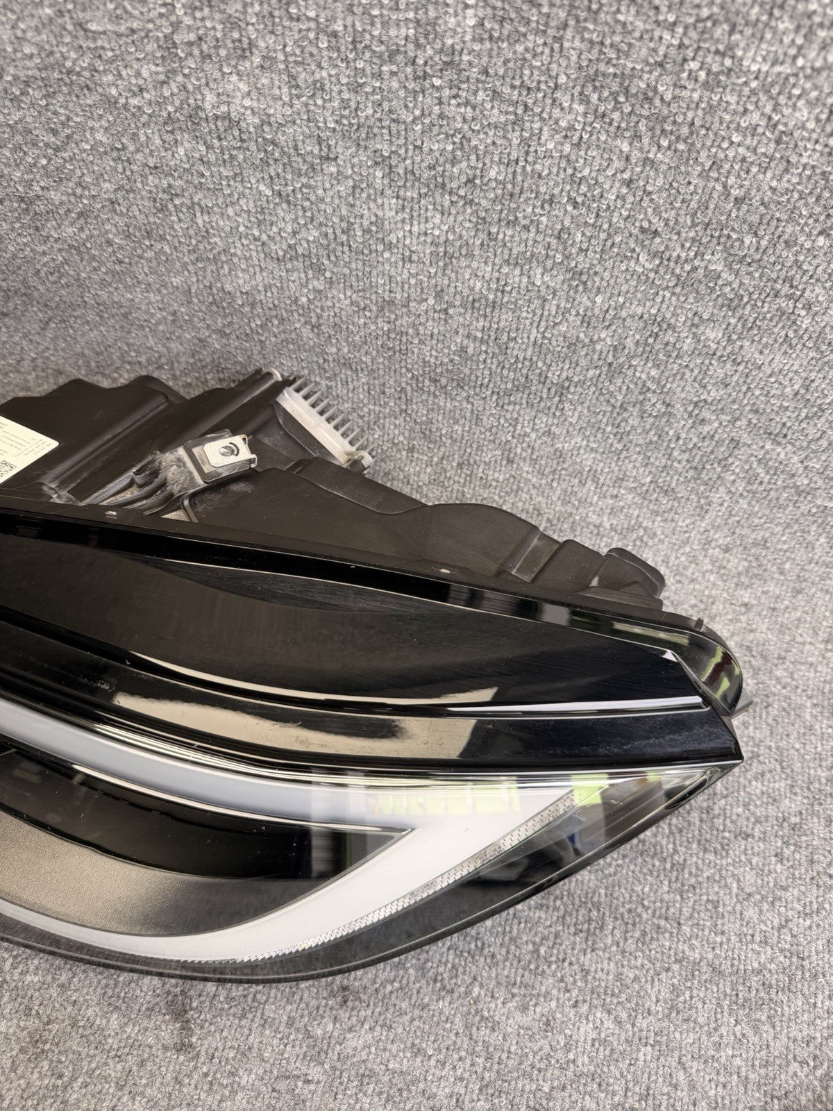 Tesla 2021-2025 Model S Left LH Driver Headlight Headlamp 1563713-00-C